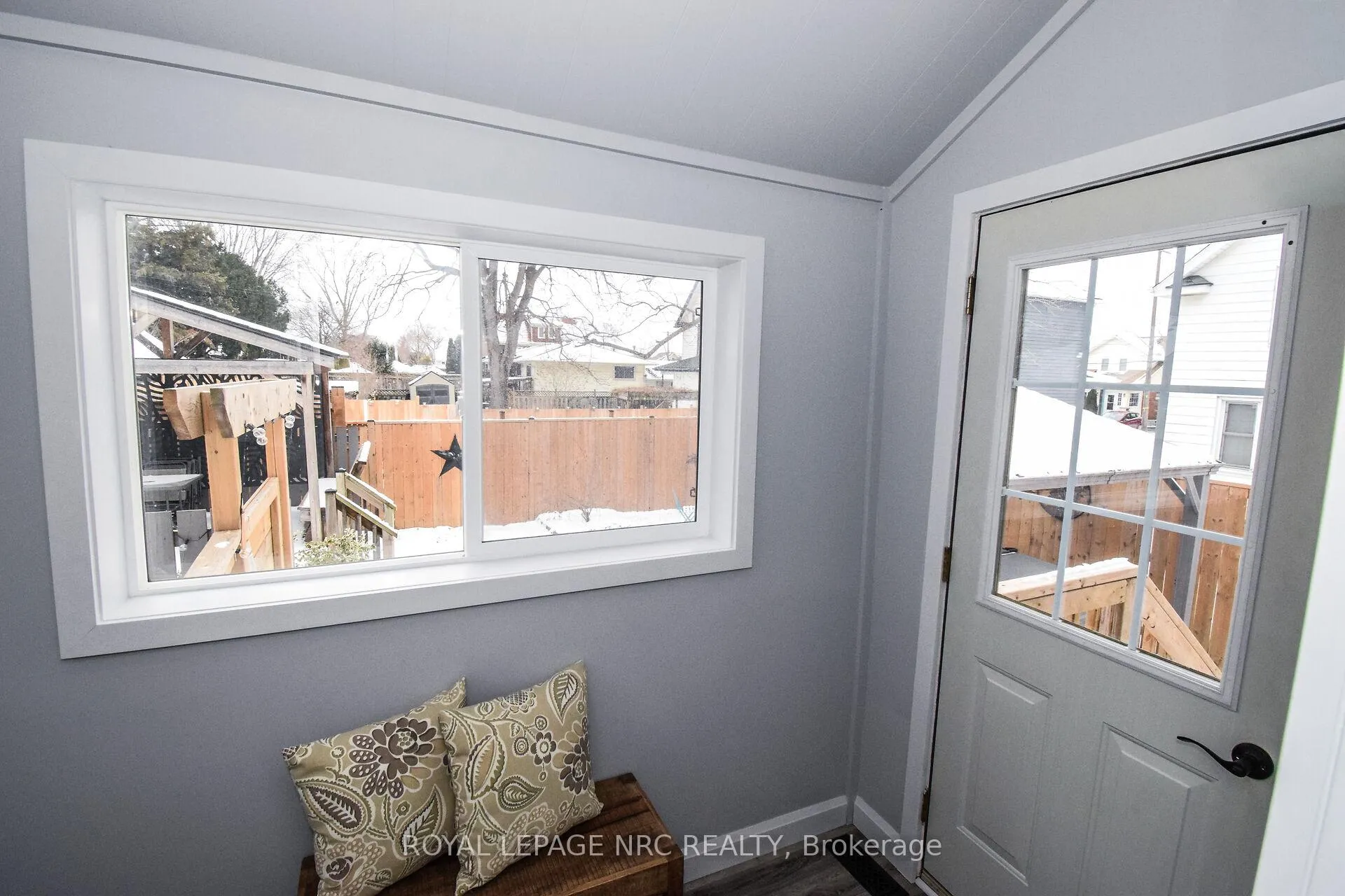 Photo 23 of 5121 Fourth Avenue, Niagara Falls, Cherrywood — HOMEH