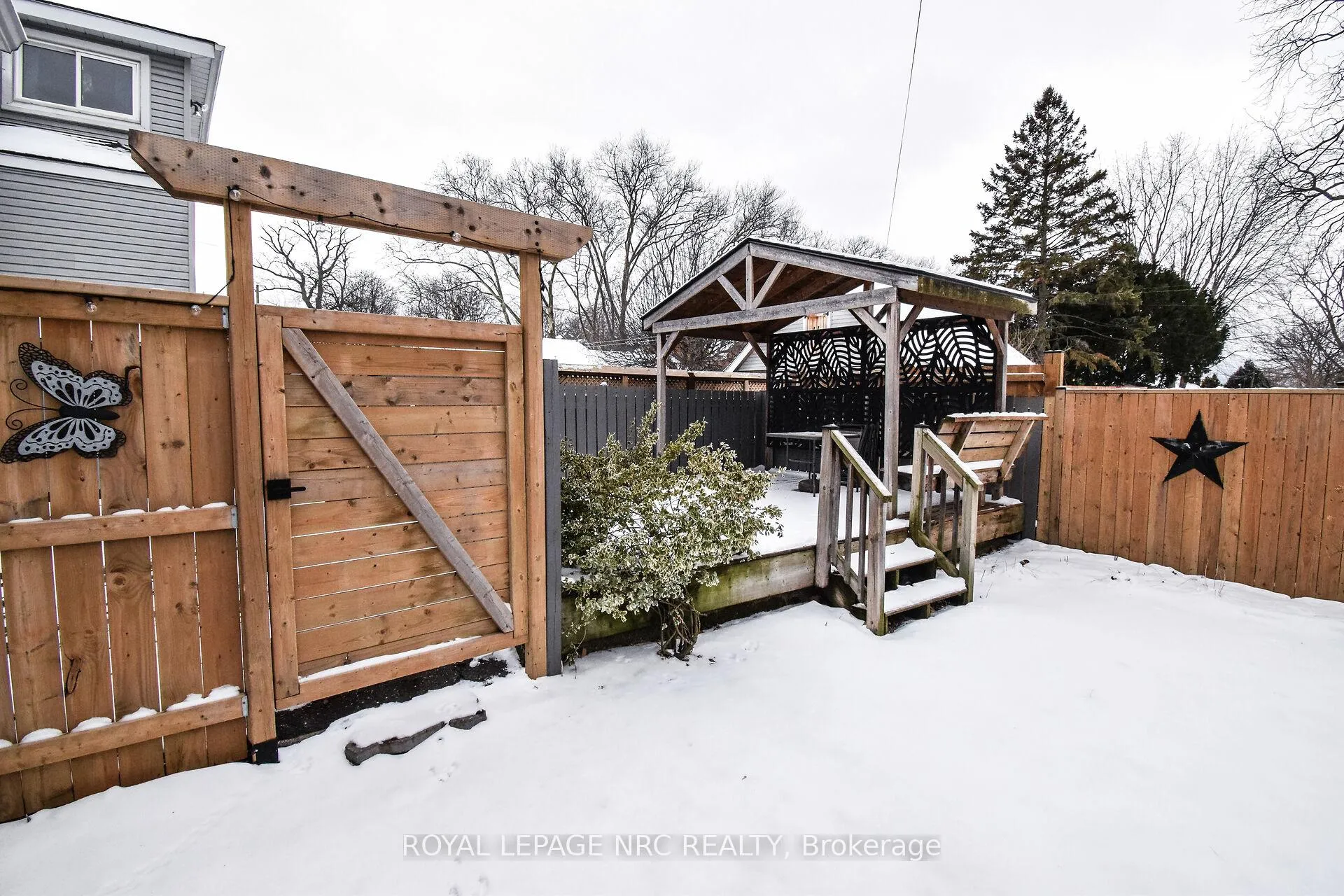 Photo 43 of 5121 Fourth Avenue, Niagara Falls, Cherrywood — HOMEH