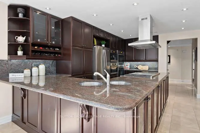 Photo 12 of 629 Foxwood Trail, Pickering, Amberlea — HOMEH