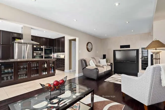 Photo 18 of 629 Foxwood Trail, Pickering, Amberlea — HOMEH