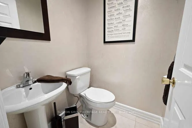 Photo 20 of 629 Foxwood Trail, Pickering, Amberlea — HOMEH