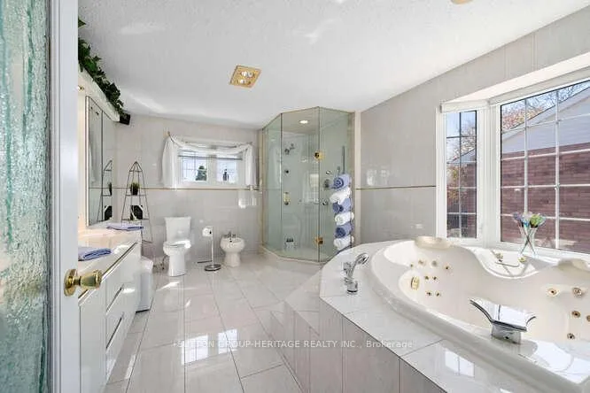 Photo 24 of 629 Foxwood Trail, Pickering, Amberlea — HOMEH