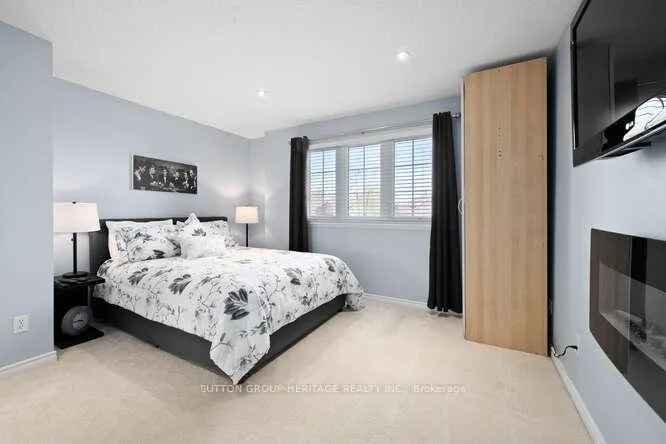 Photo 25 of 629 Foxwood Trail, Pickering, Amberlea — HOMEH