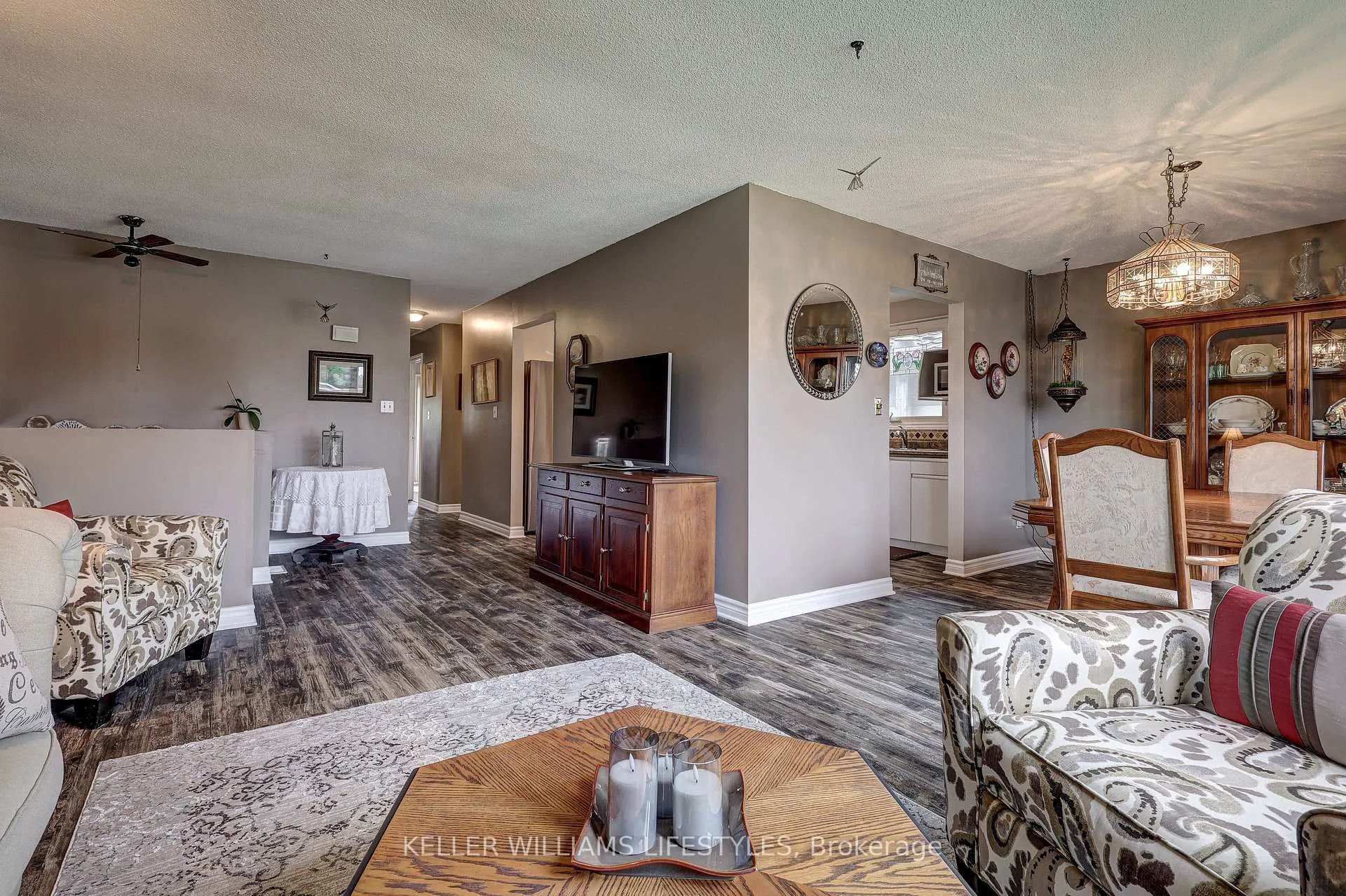 Photo 10 of 17 Sharpe Drive, Strathroy-Caradoc, SW — HOMEH