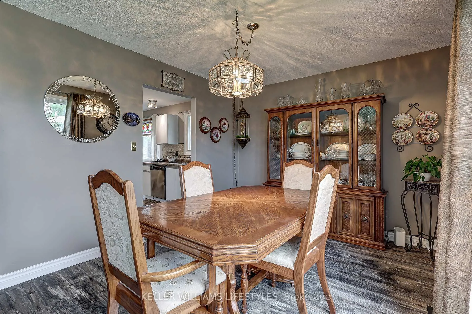 Photo 11 of 17 Sharpe Drive, Strathroy-Caradoc, SW — HOMEH
