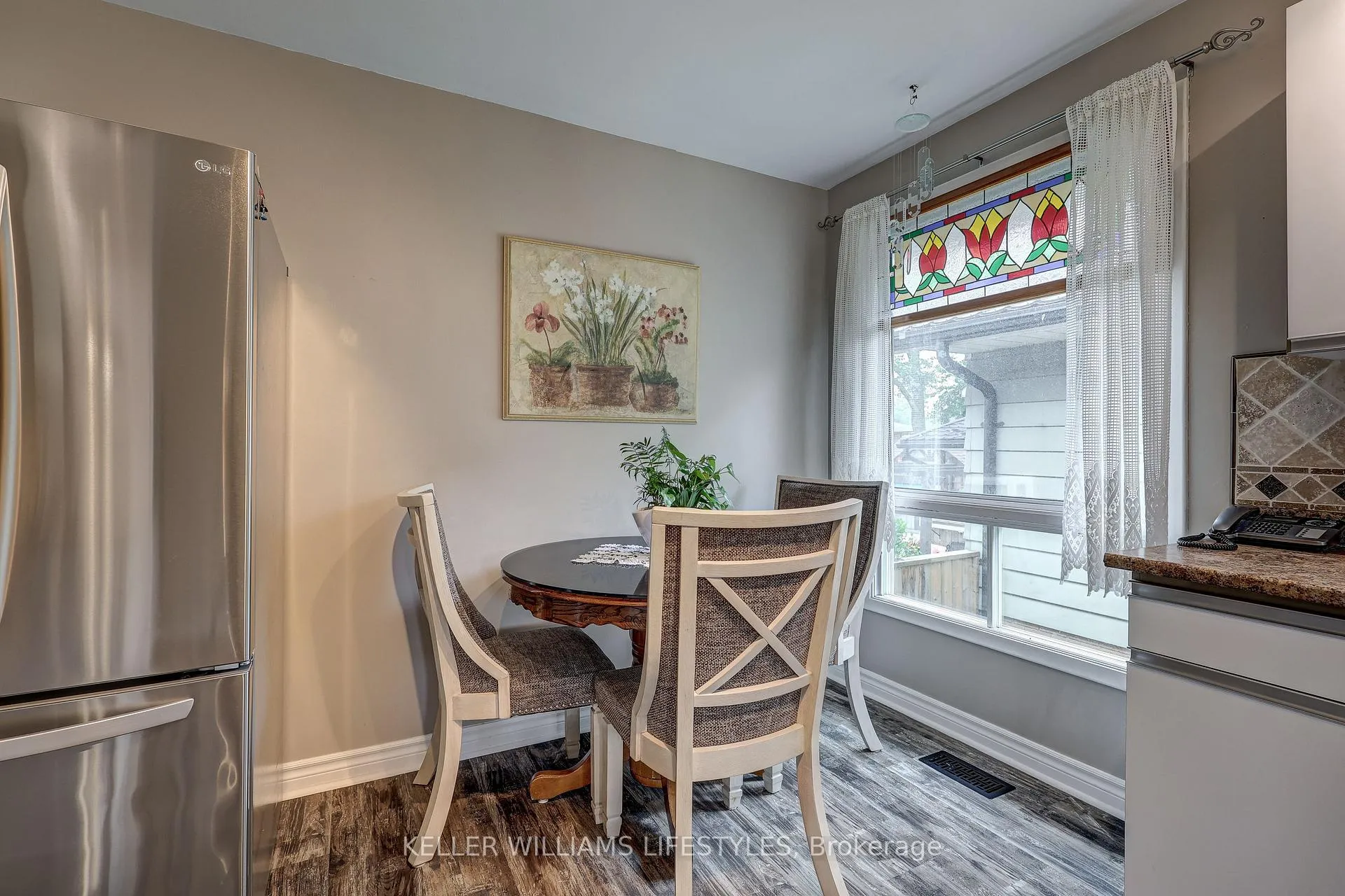 Photo 16 of 17 Sharpe Drive, Strathroy-Caradoc, SW — HOMEH