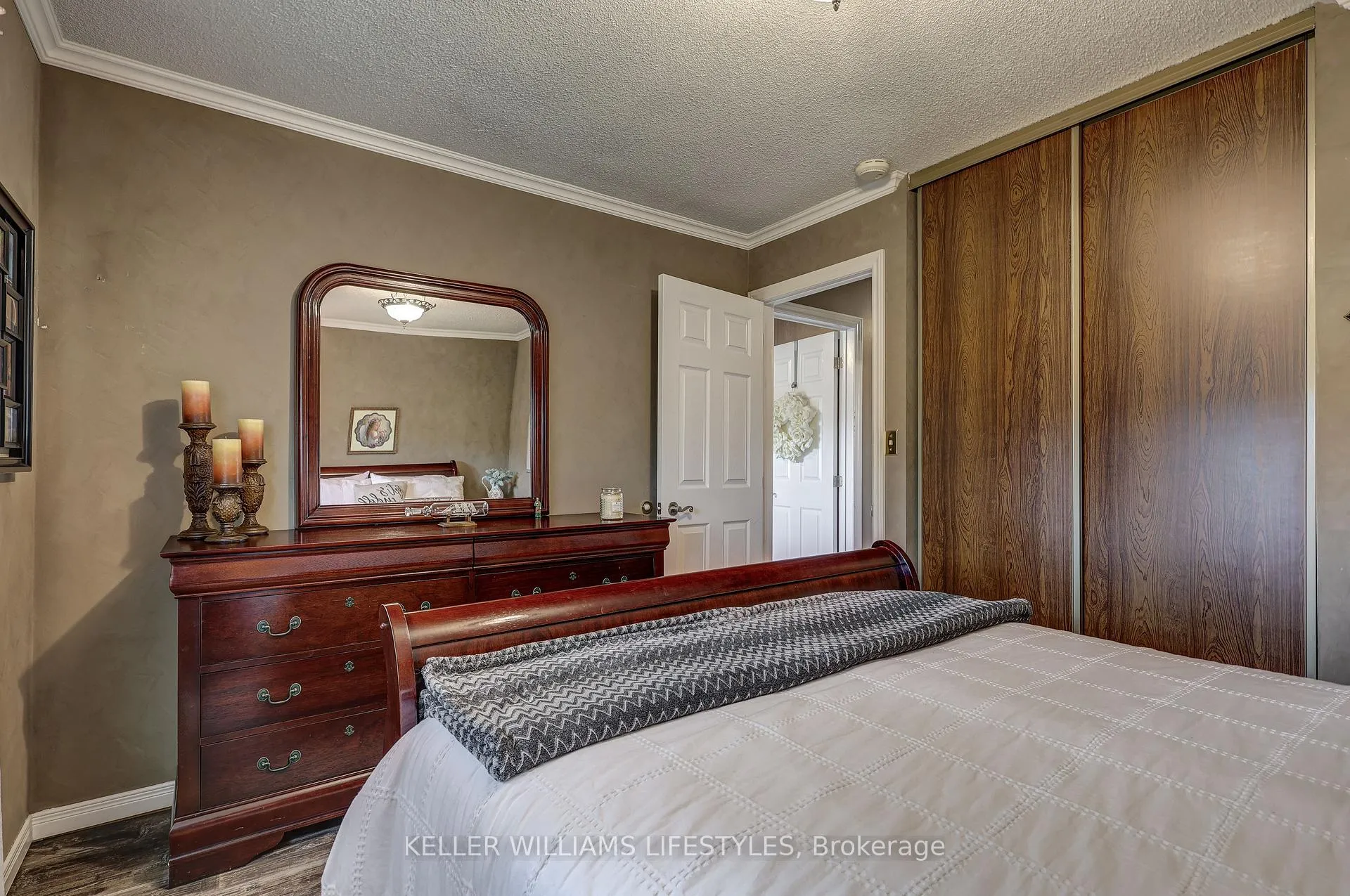 Photo 21 of 17 Sharpe Drive, Strathroy-Caradoc, SW — HOMEH