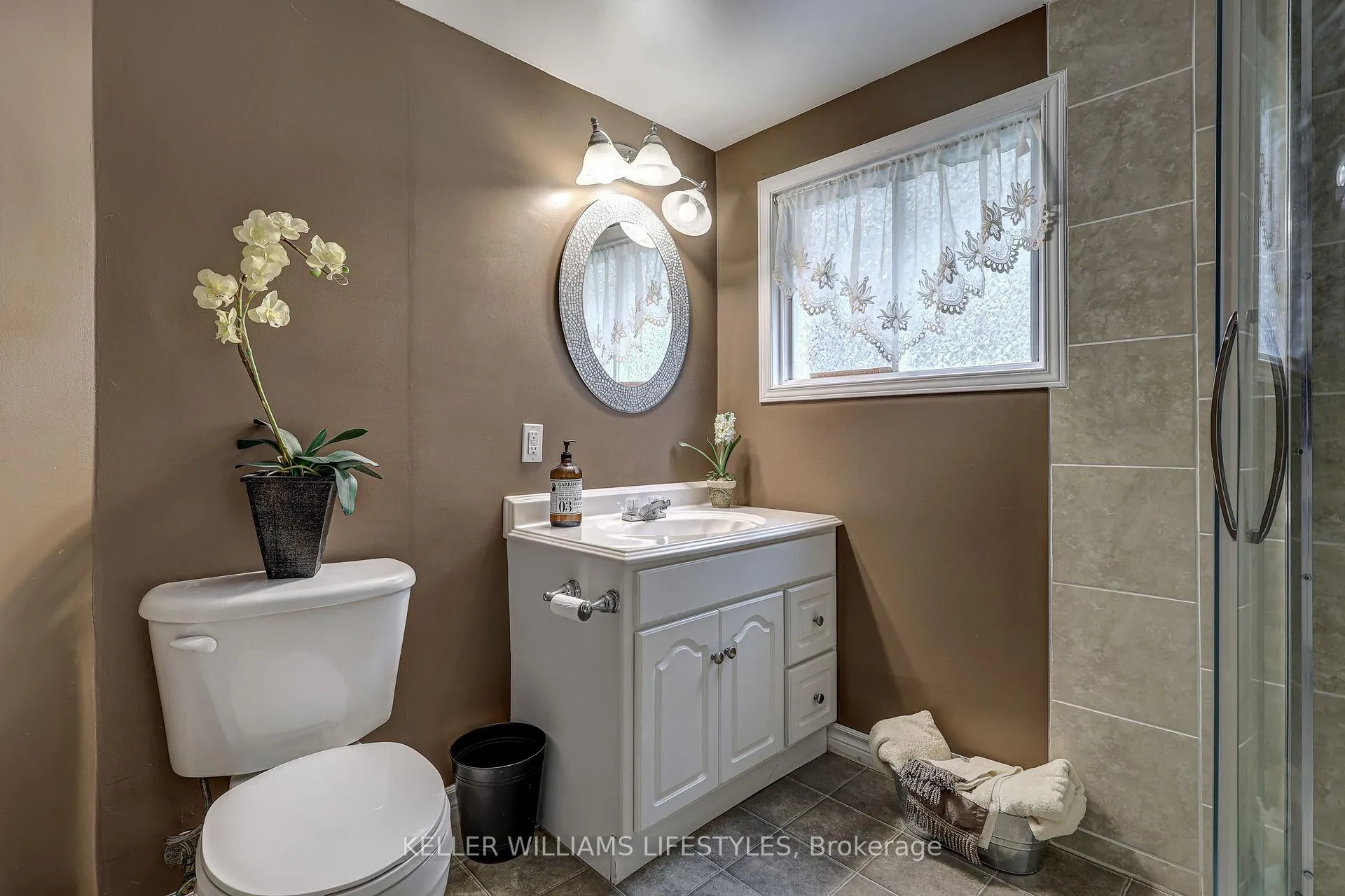 Photo 34 of 17 Sharpe Drive, Strathroy-Caradoc, SW — HOMEH
