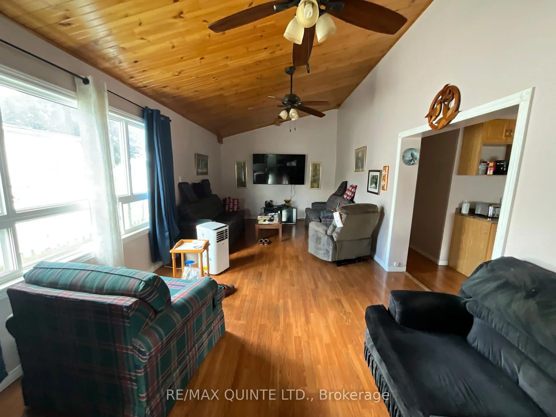 Photo 9 of 5 Oriole Lane, Quinte West, Sidney Ward — HOMEH