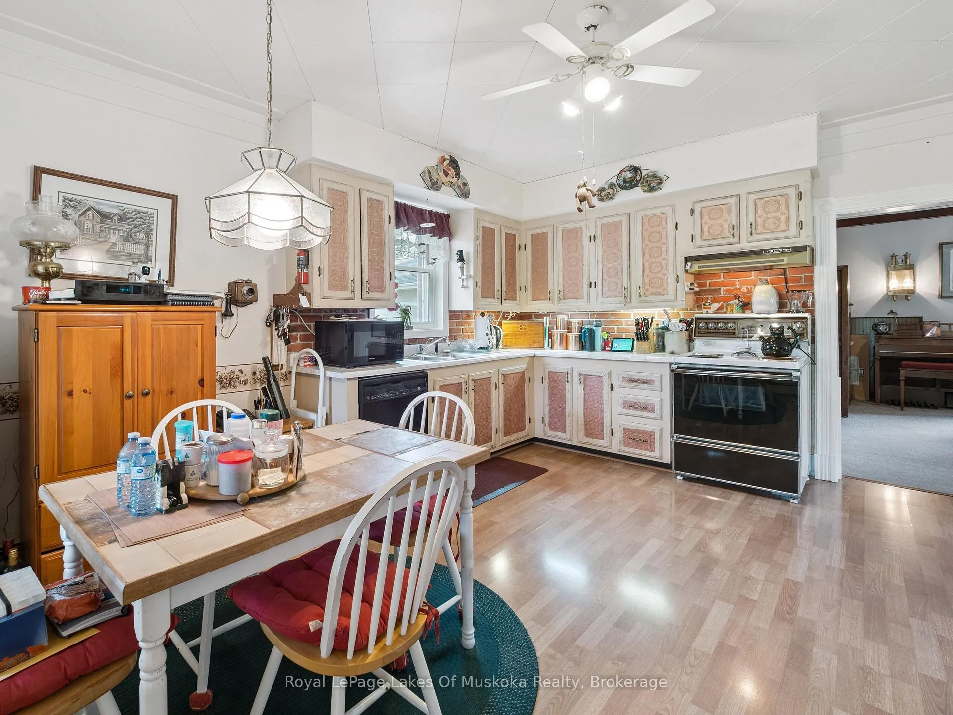 Photo 14 of 78 Beaumont Drive, Bracebridge, Muskoka (N) — HOMEH