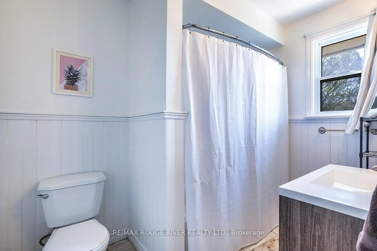 Photo 24 of 746 Durham Regional 17 Road, Clarington, Newcastle — HOMEH