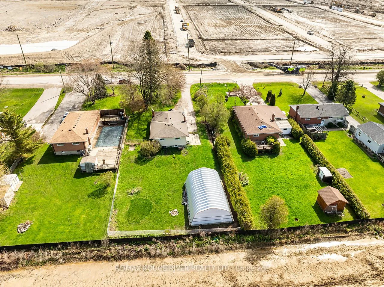 Photo 34 of 746 Durham Regional 17 Road, Clarington, Newcastle — HOMEH