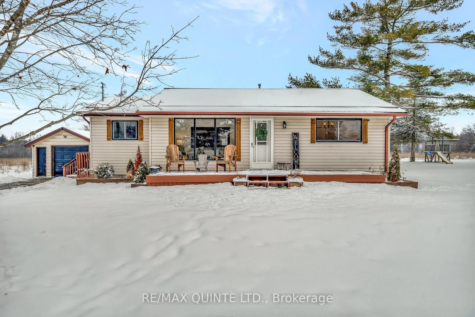 Front of 22438 Loyalist Parkway