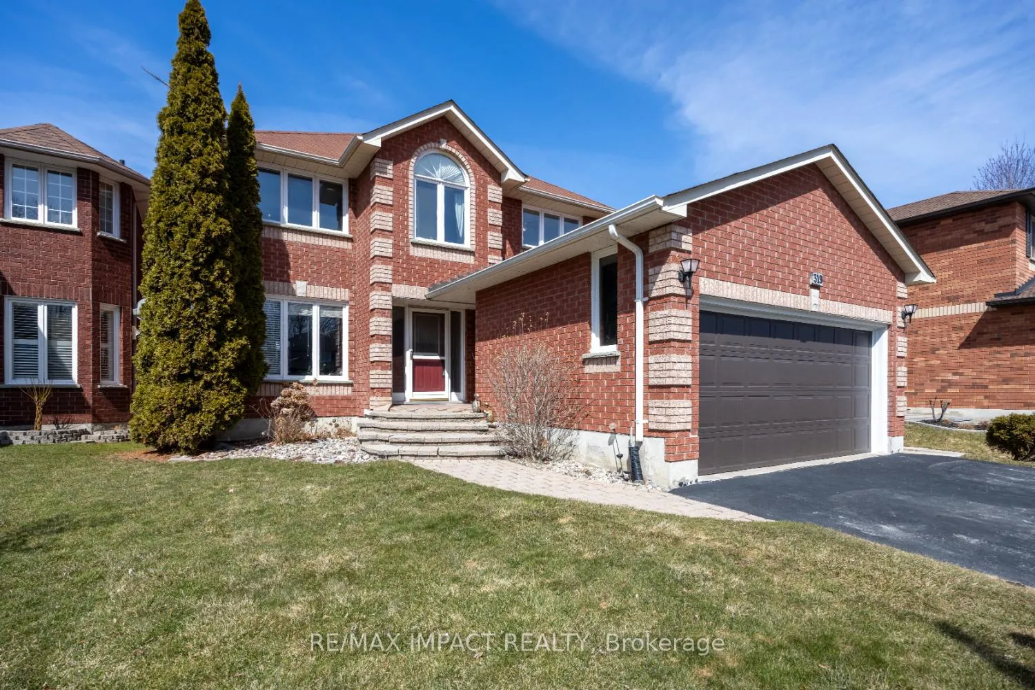Photo 2 of 319 Sandringham Drive, Clarington, Courtice — HOMEH