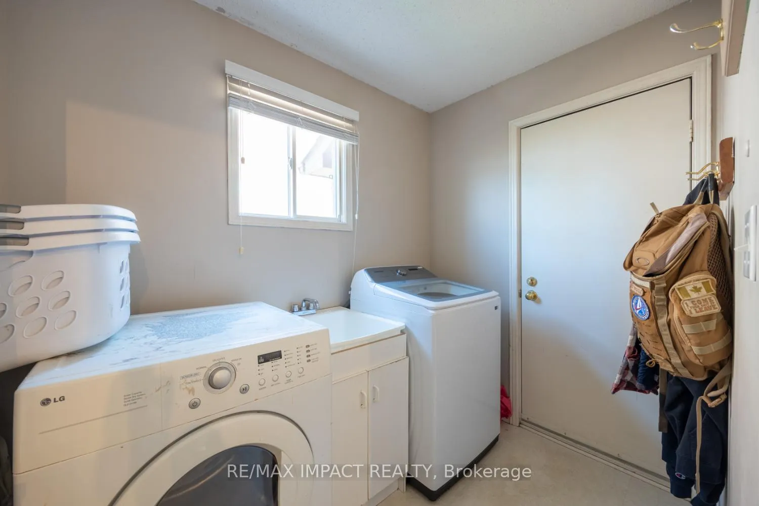 Photo 17 of 319 Sandringham Drive, Clarington, Courtice — HOMEH