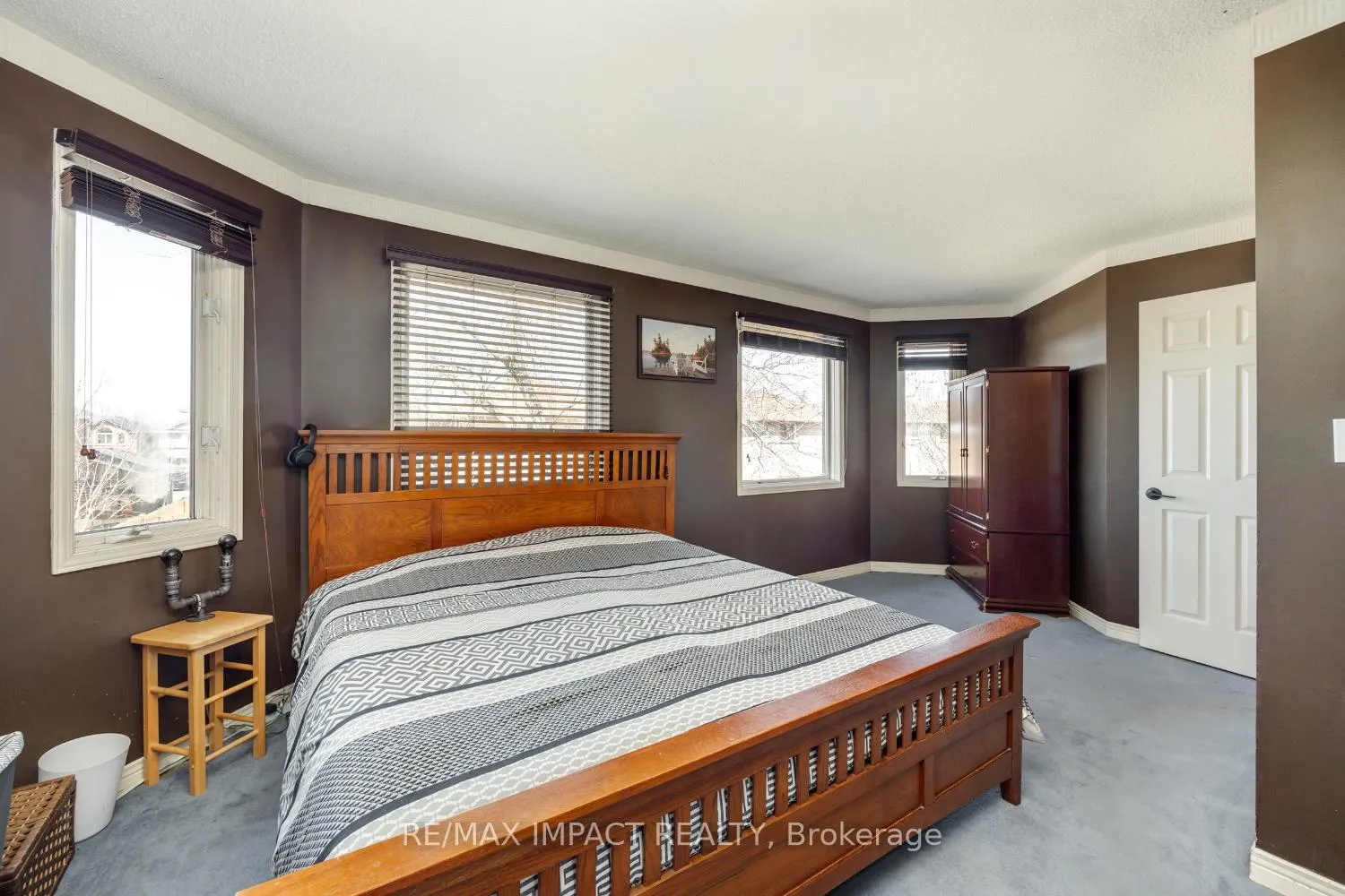 Photo 19 of 319 Sandringham Drive, Clarington, Courtice — HOMEH
