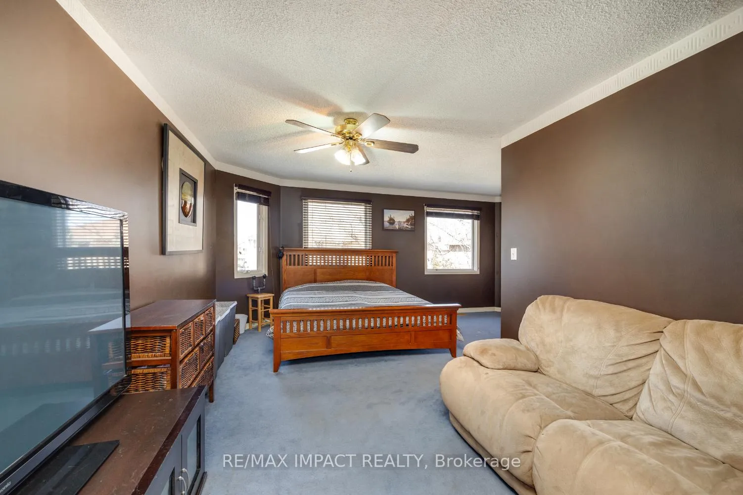 Photo 20 of 319 Sandringham Drive, Clarington, Courtice — HOMEH