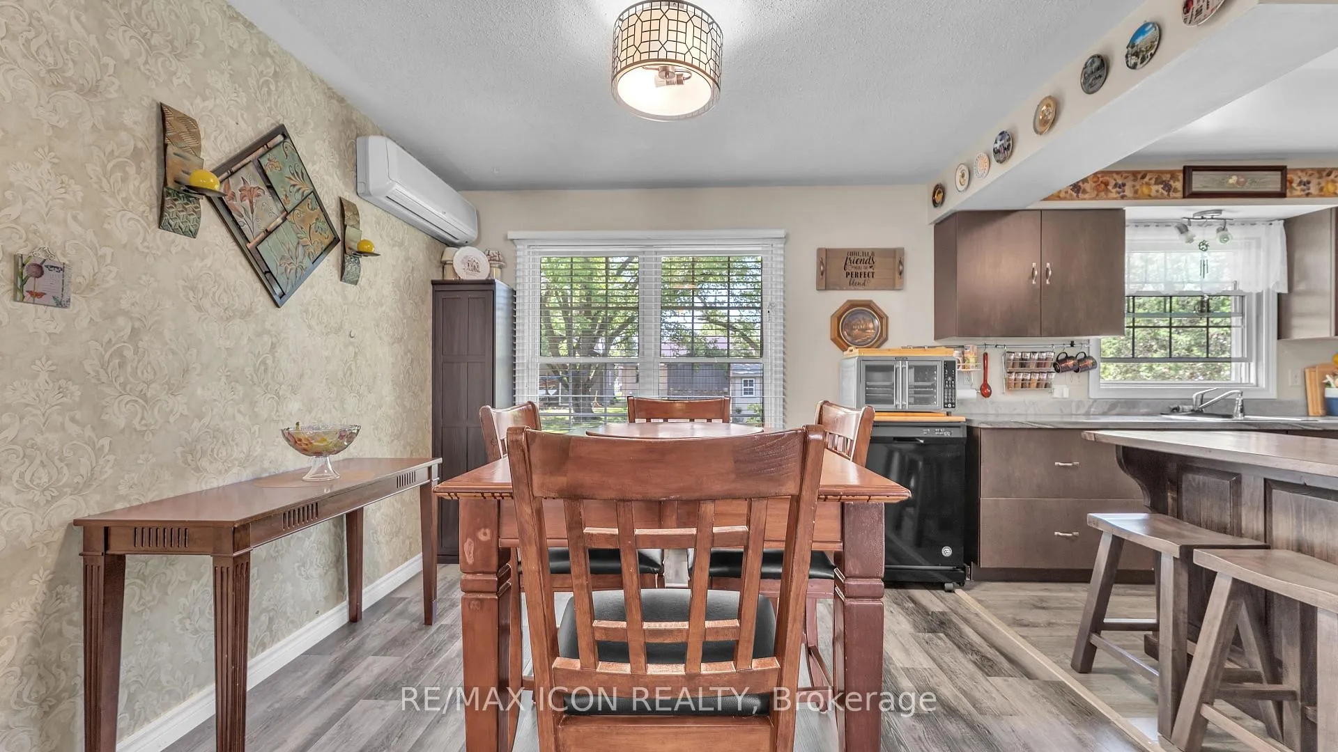 Photo 6 of 189 Bethany Street N, North Middlesex, Parkhill — HOMEH