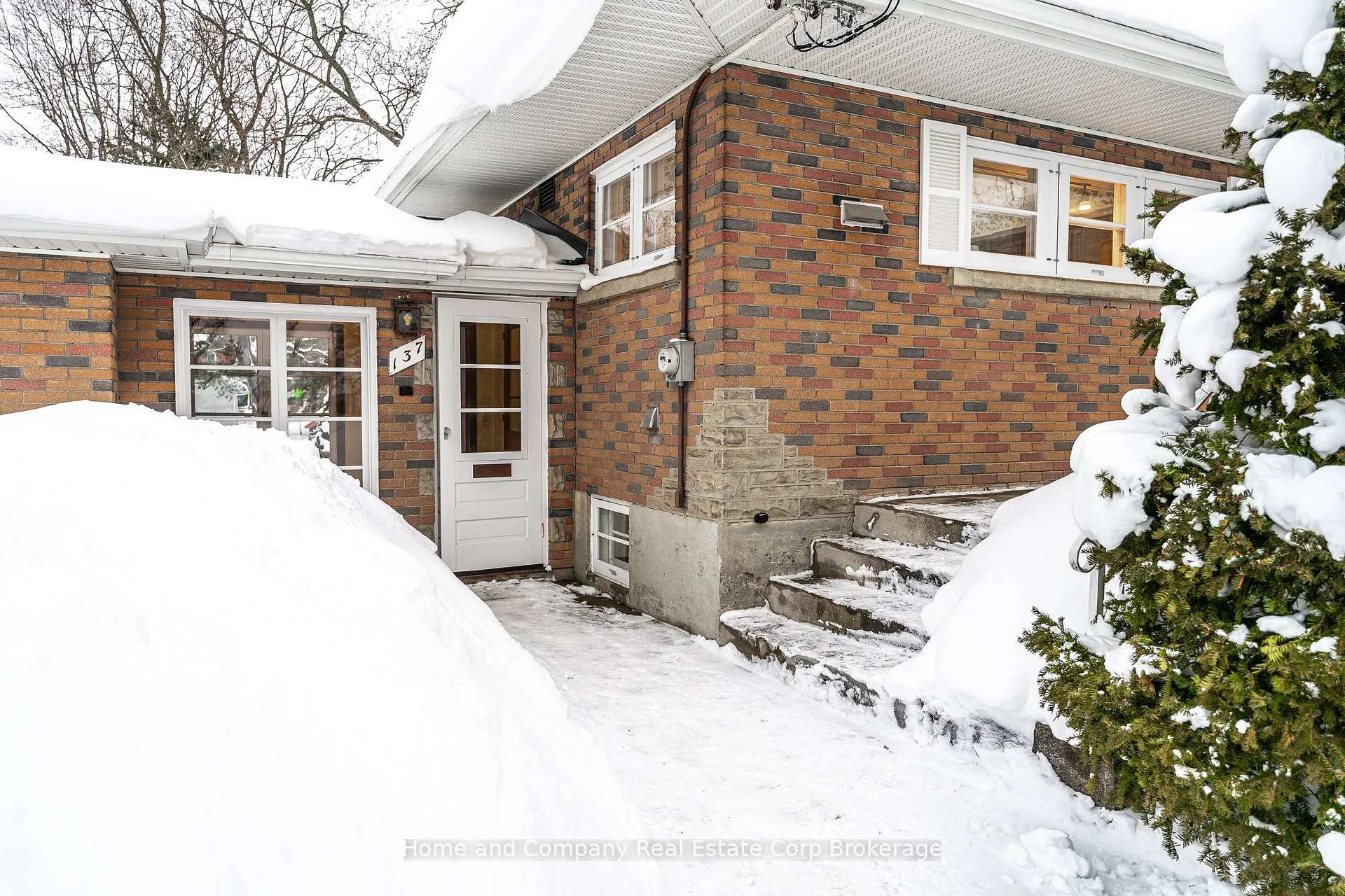 Photo 4 of 137 Britannia Street, Stratford — HOMEH