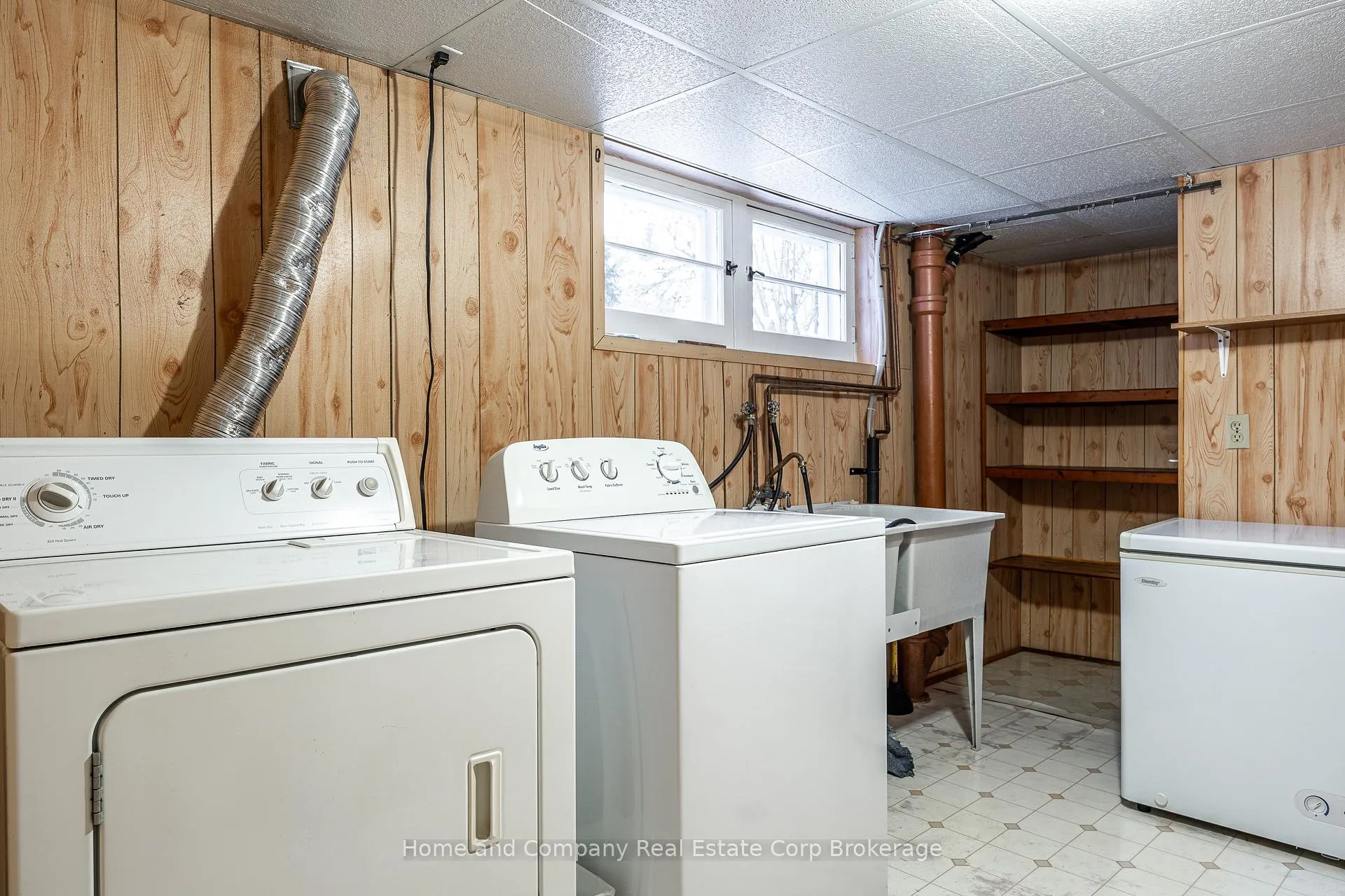 Photo 35 of 137 Britannia Street, Stratford — HOMEH