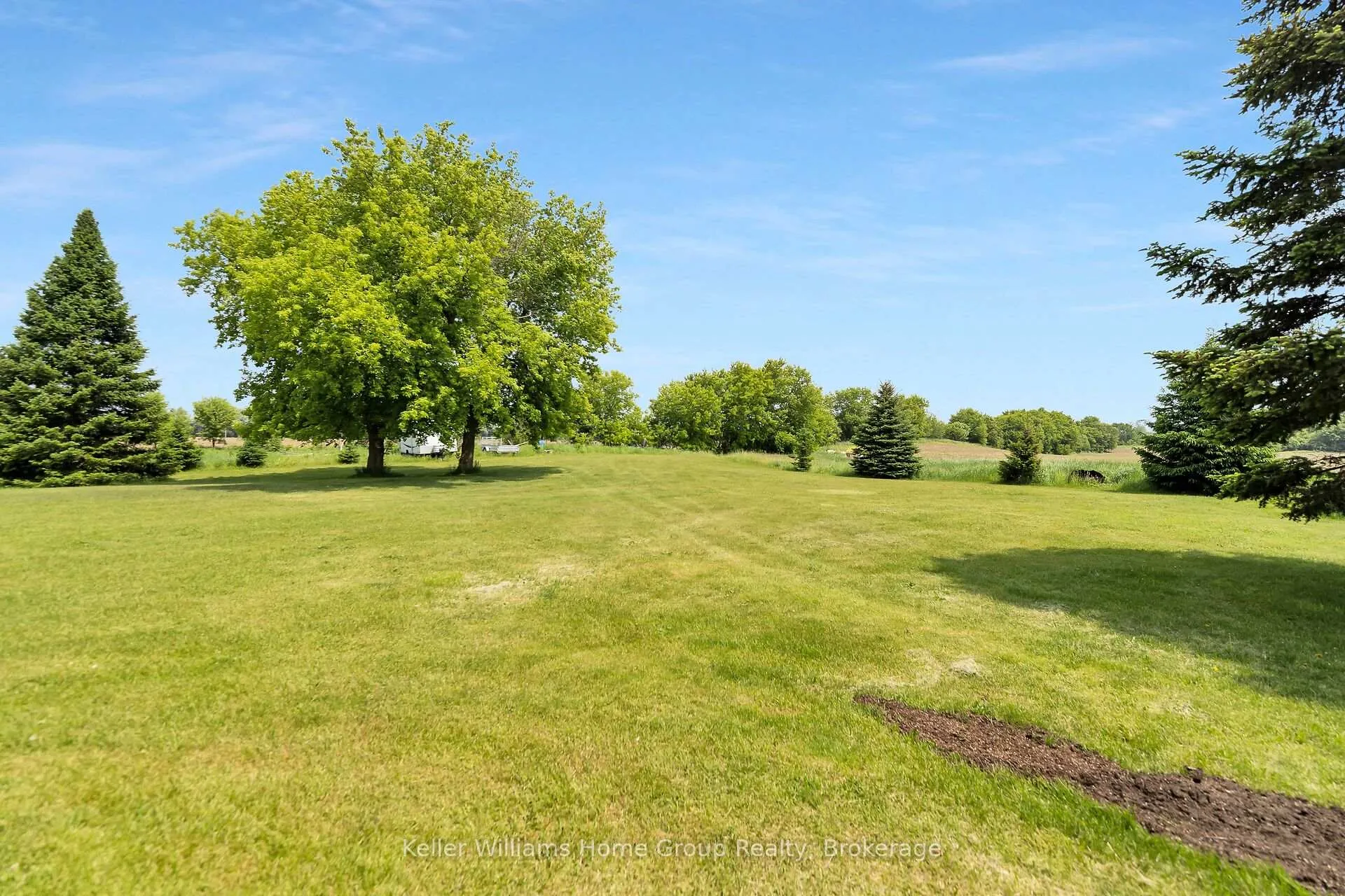 Photo 10 of 4661 Sideroad 10 North Side Road N, Puslinch, Rural Puslinch West — HOMEH