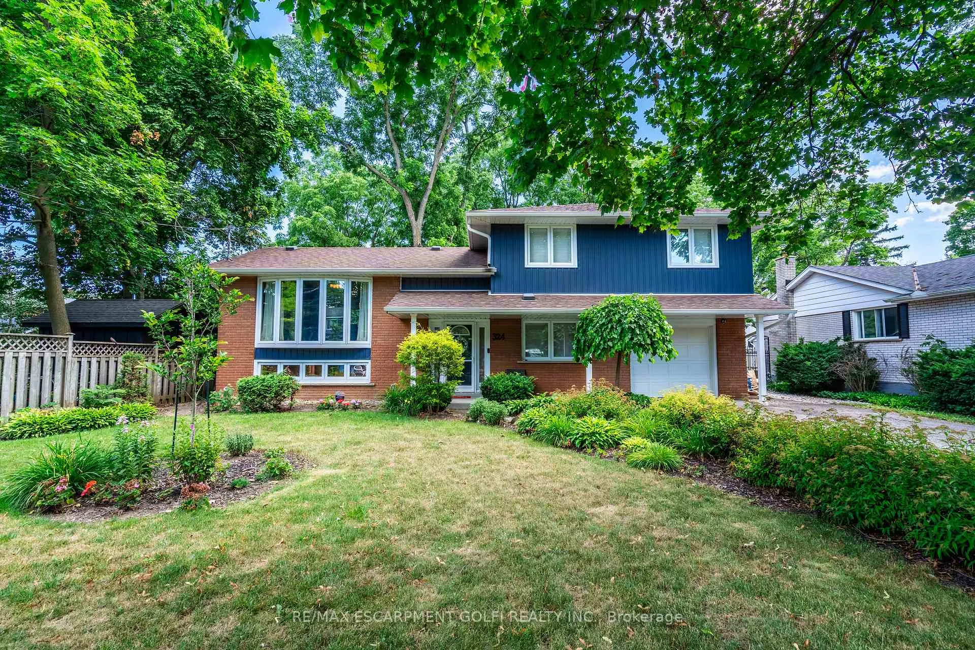 Photo 1 of 324 Parkside Drive, Hamilton, Waterdown — HOMEH