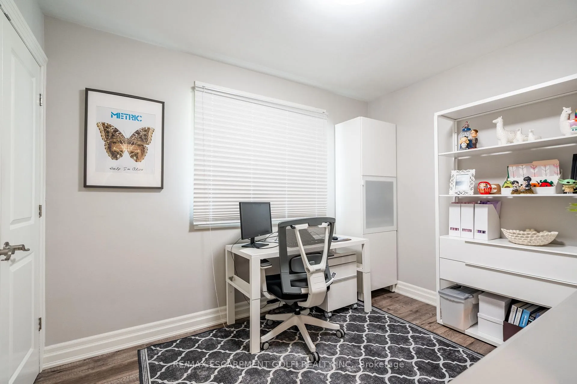 Photo 13 of 324 Parkside Drive, Hamilton, Waterdown — HOMEH