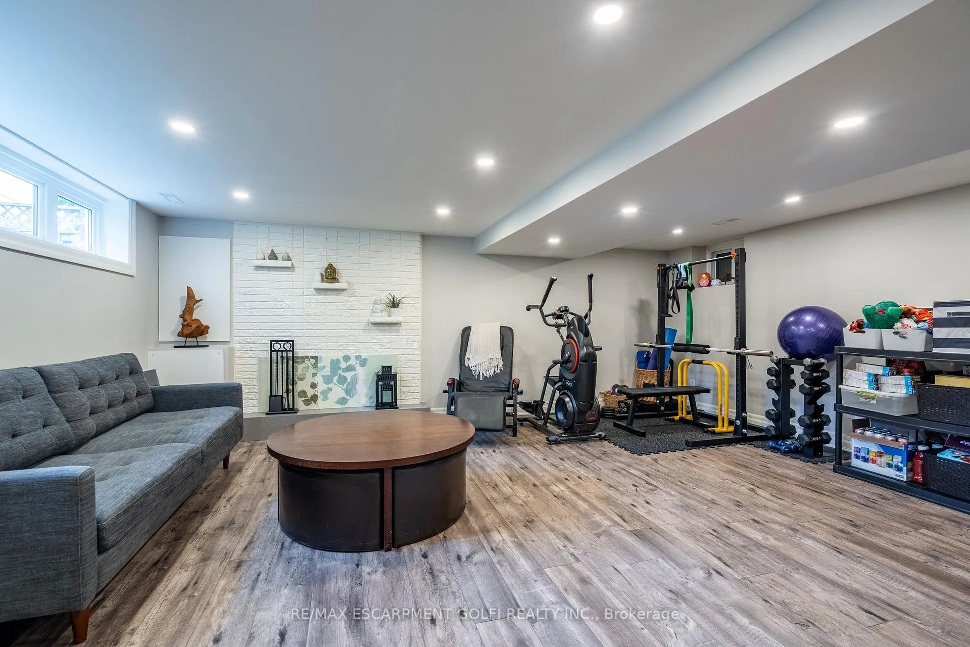Photo 15 of 324 Parkside Drive, Hamilton, Waterdown — HOMEH