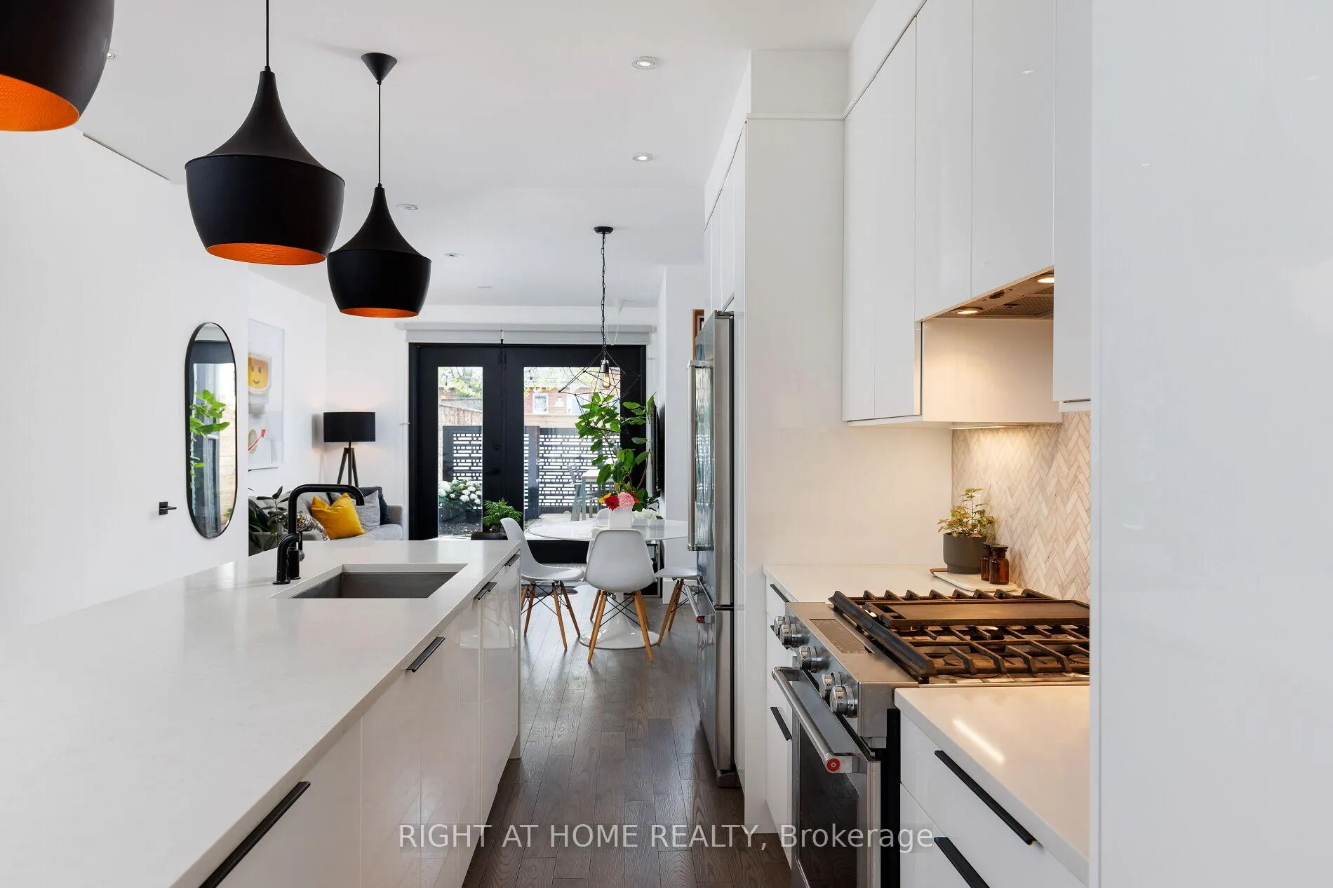 Photo 11 of 128 Hamilton Street, Toronto, South Riverdale — HOMEH