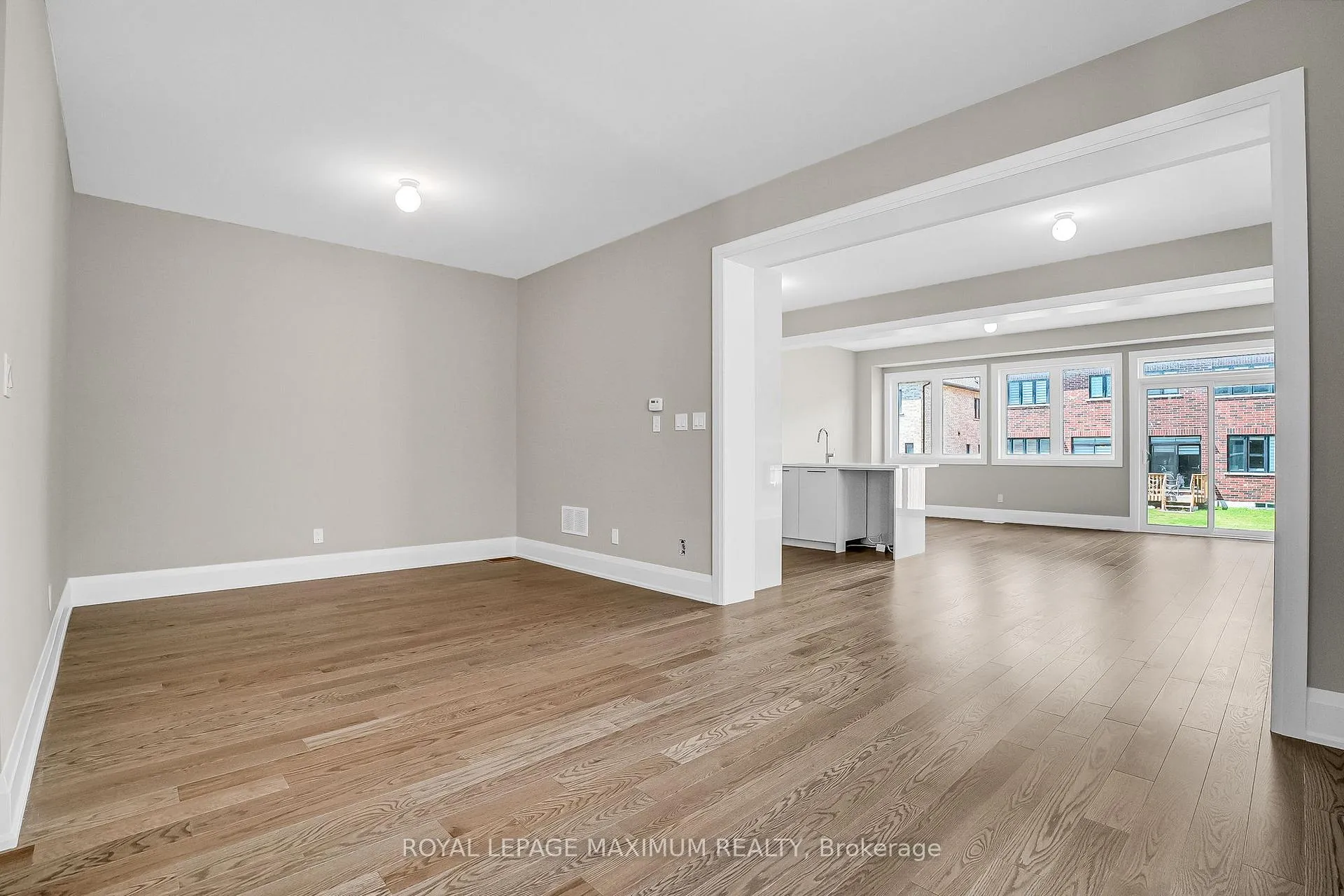 Photo 7 of 139 Closson Drive, Whitby, Rural Whitby — HOMEH