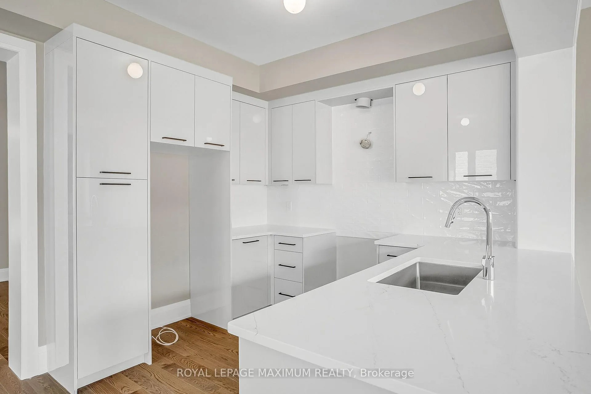 Photo 9 of 139 Closson Drive, Whitby, Rural Whitby — HOMEH