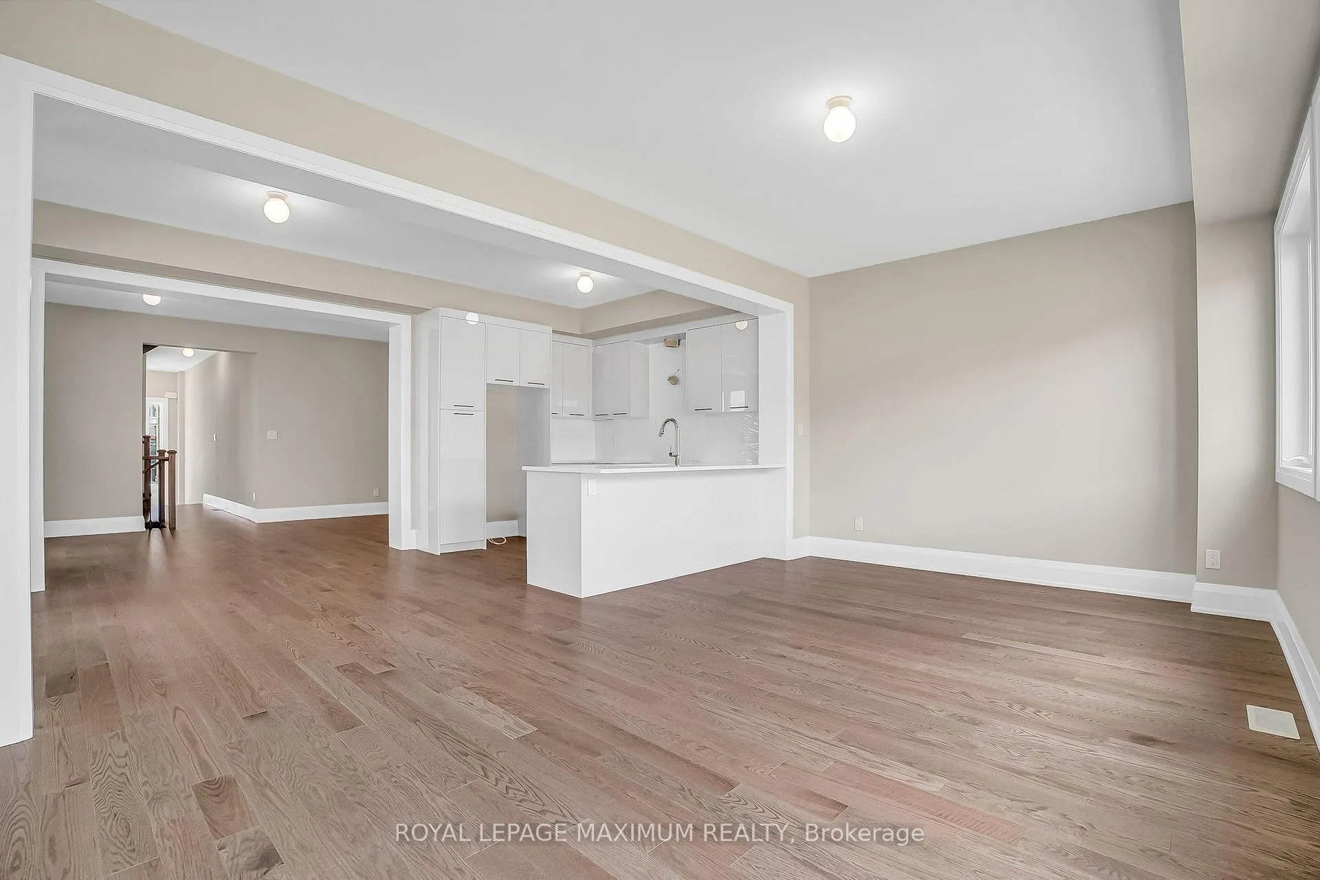 Photo 13 of 139 Closson Drive, Whitby, Rural Whitby — HOMEH
