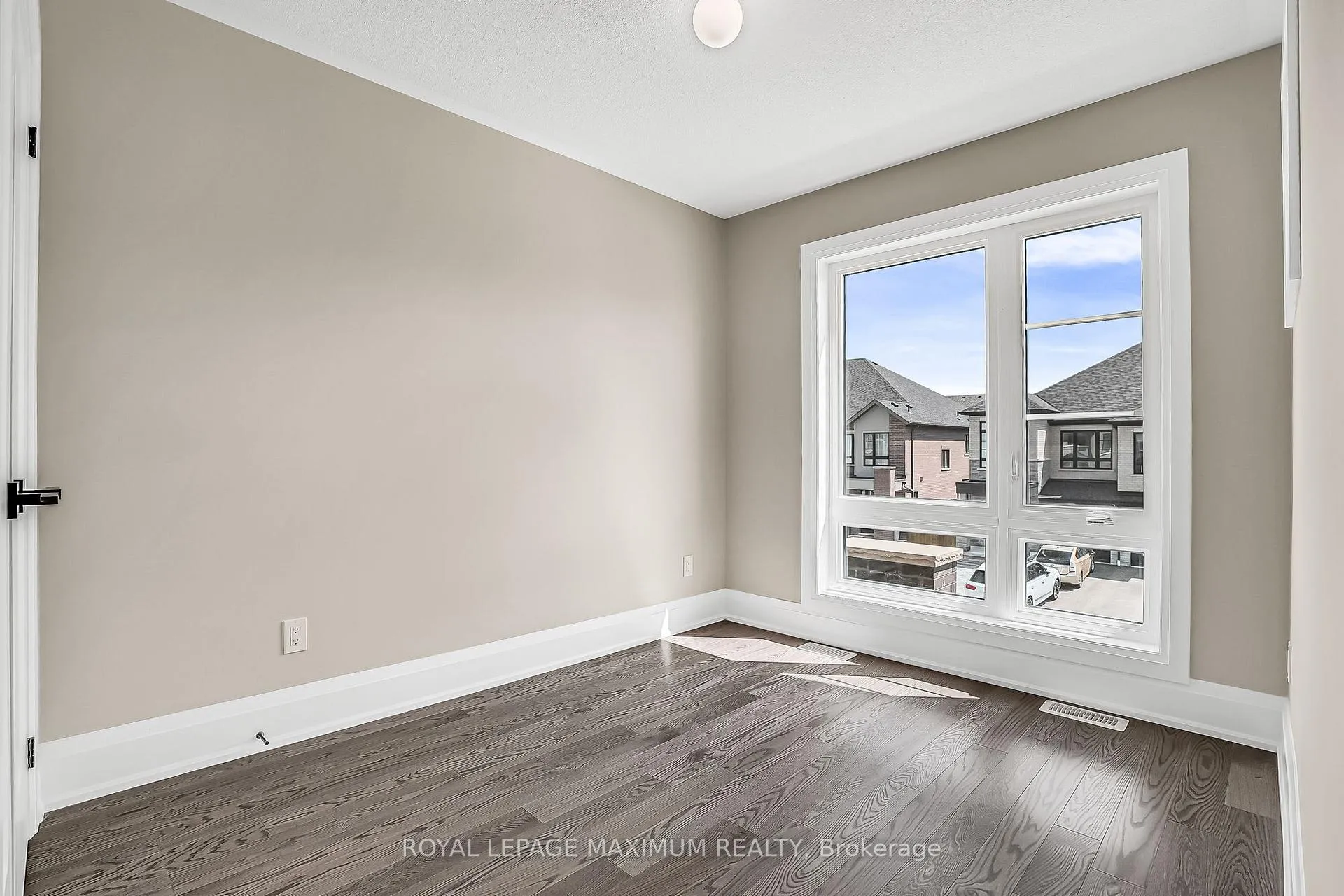 Photo 29 of 139 Closson Drive, Whitby, Rural Whitby — HOMEH