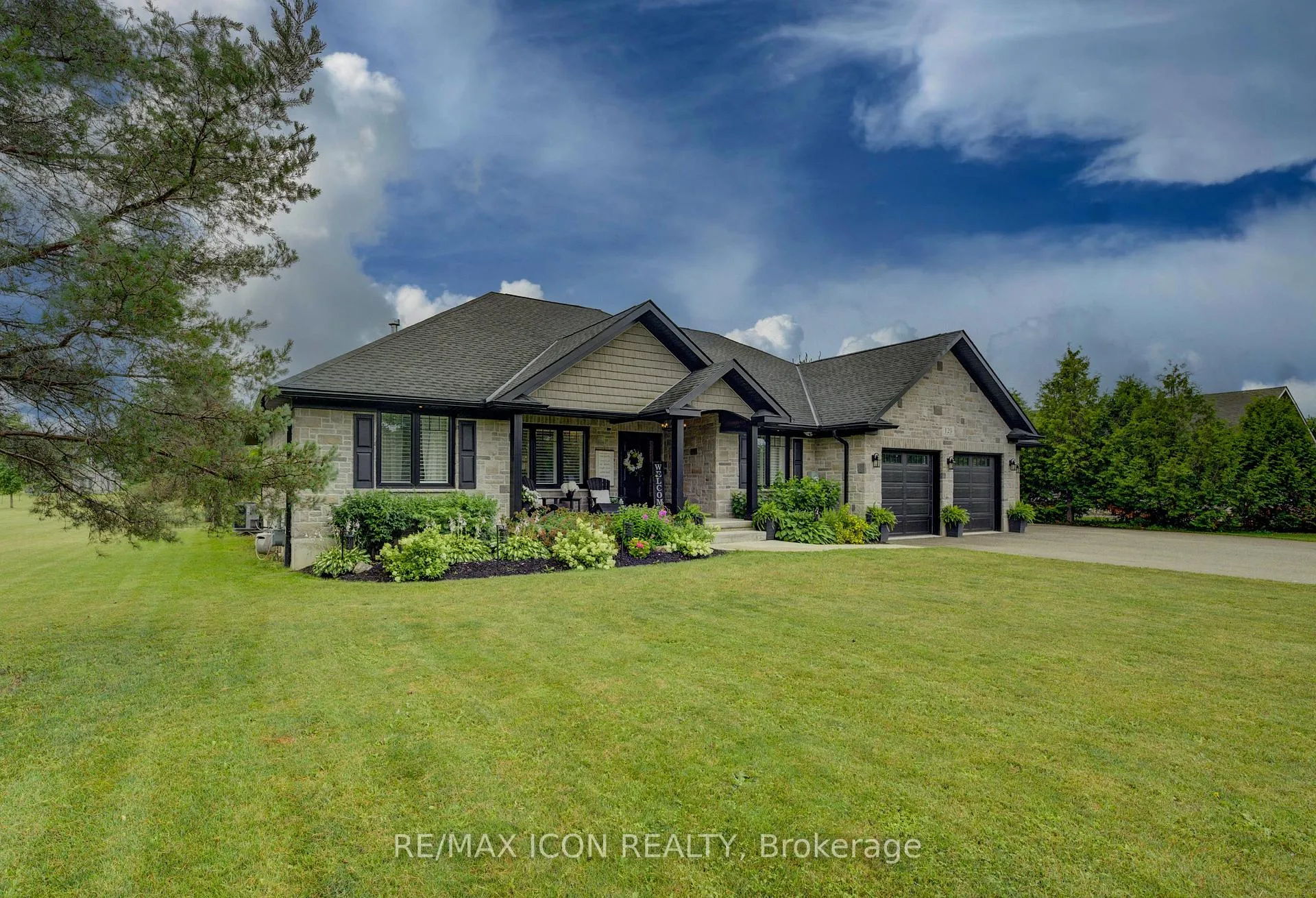 Photo 3 of 129 Marshall Heights Road, West Grey — HOMEH