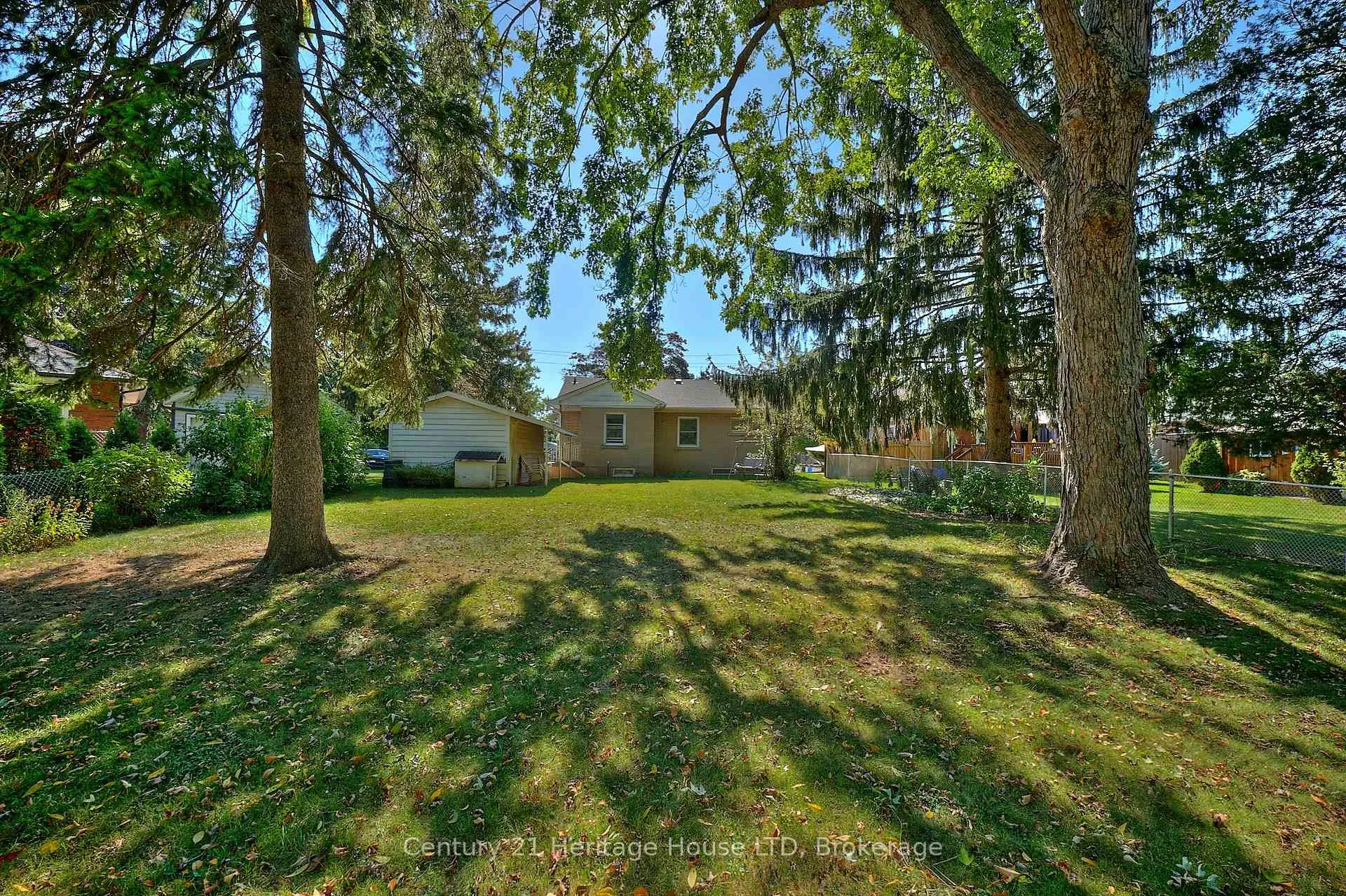 Photo 6 of 6281 Burdette Drive, Niagara Falls, Morrison — HOMEH