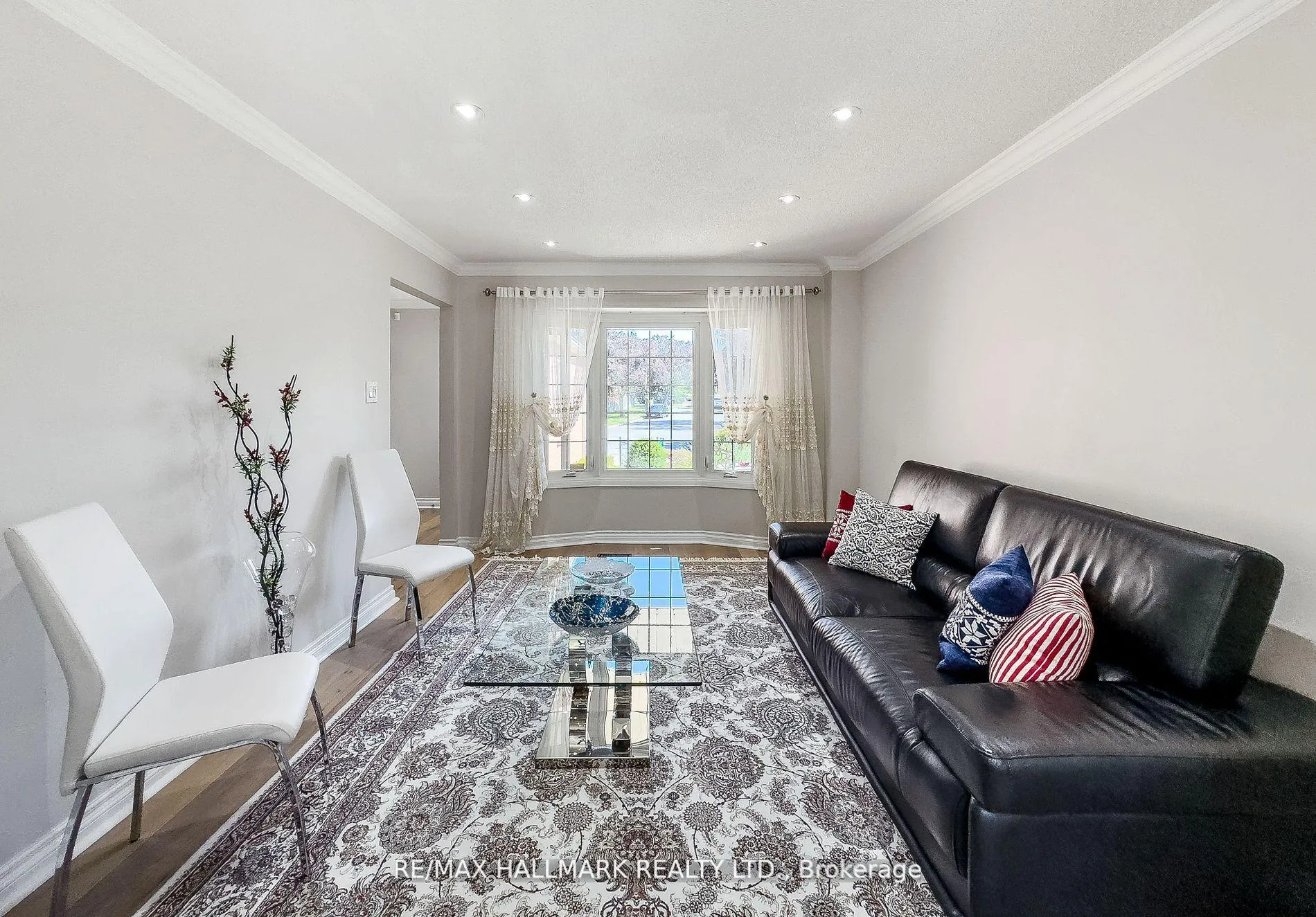 Photo 20 of 32 Noake Crescent, Ajax, Central — HOMEH