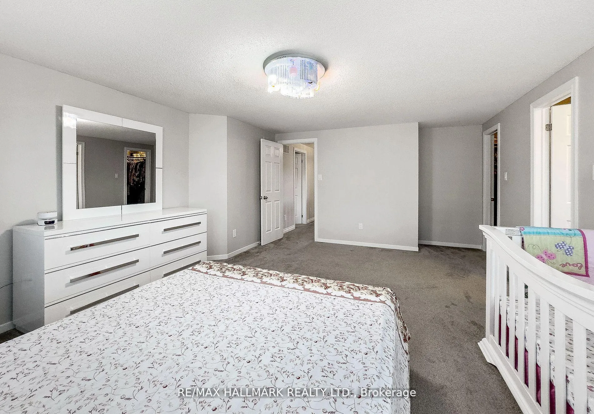 Photo 27 of 32 Noake Crescent, Ajax, Central — HOMEH