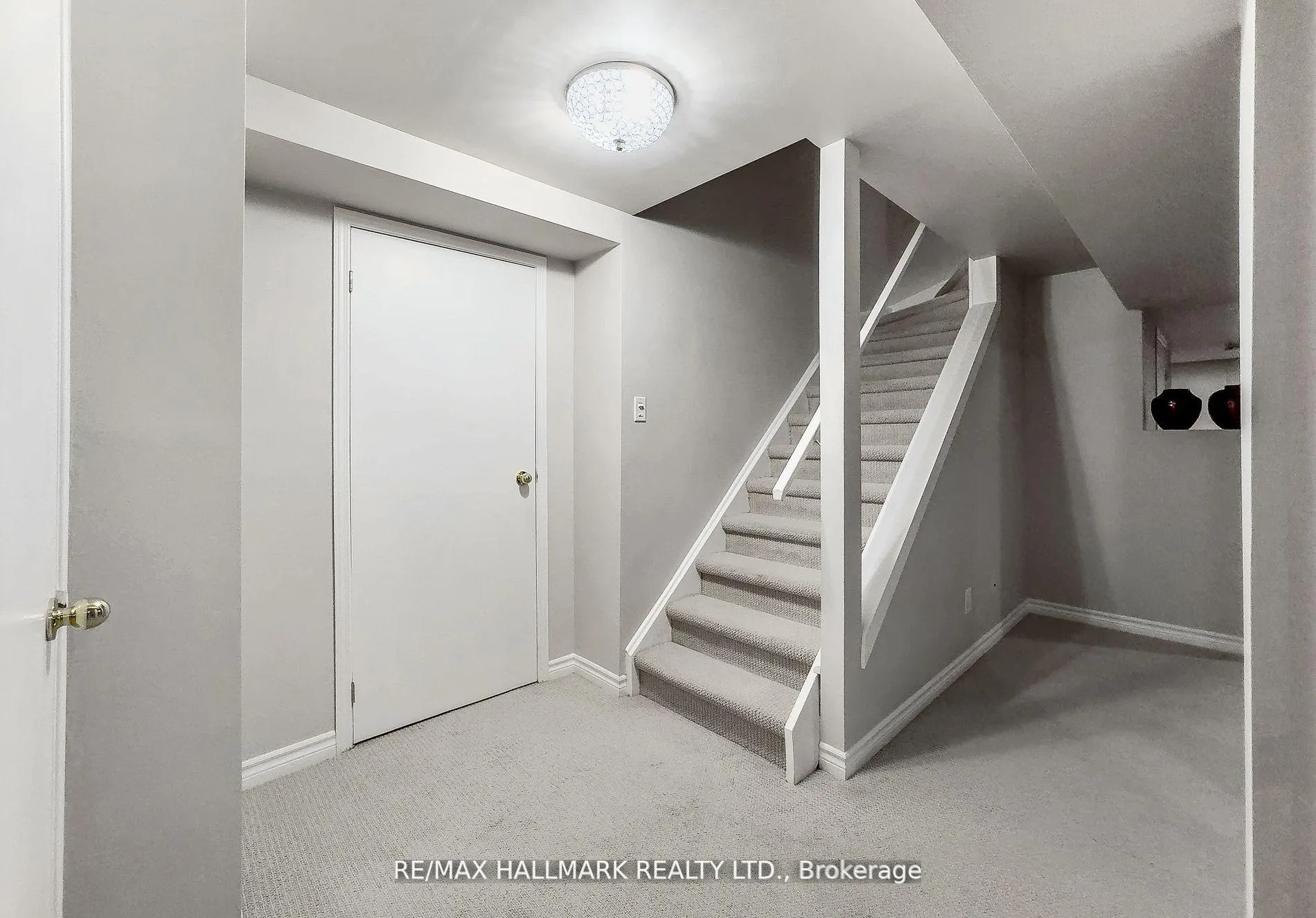 Photo 40 of 32 Noake Crescent, Ajax, Central — HOMEH