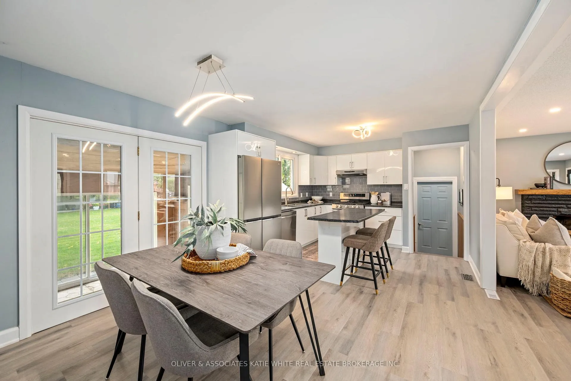 Photo 10 of 120 Erie Avenue, Middlesex Centre, Komoka — HOMEH