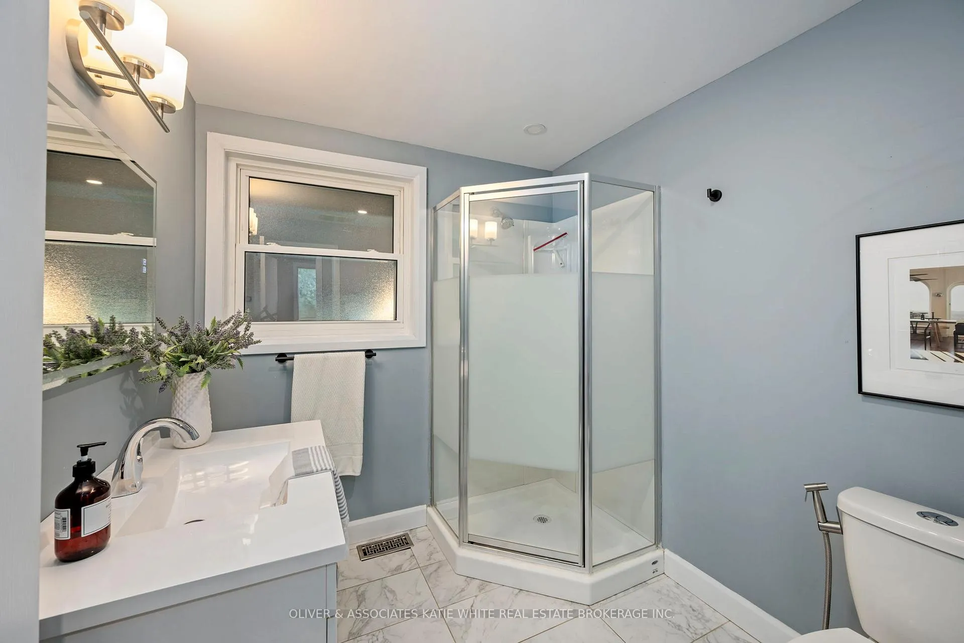 Photo 18 of 120 Erie Avenue, Middlesex Centre, Komoka — HOMEH