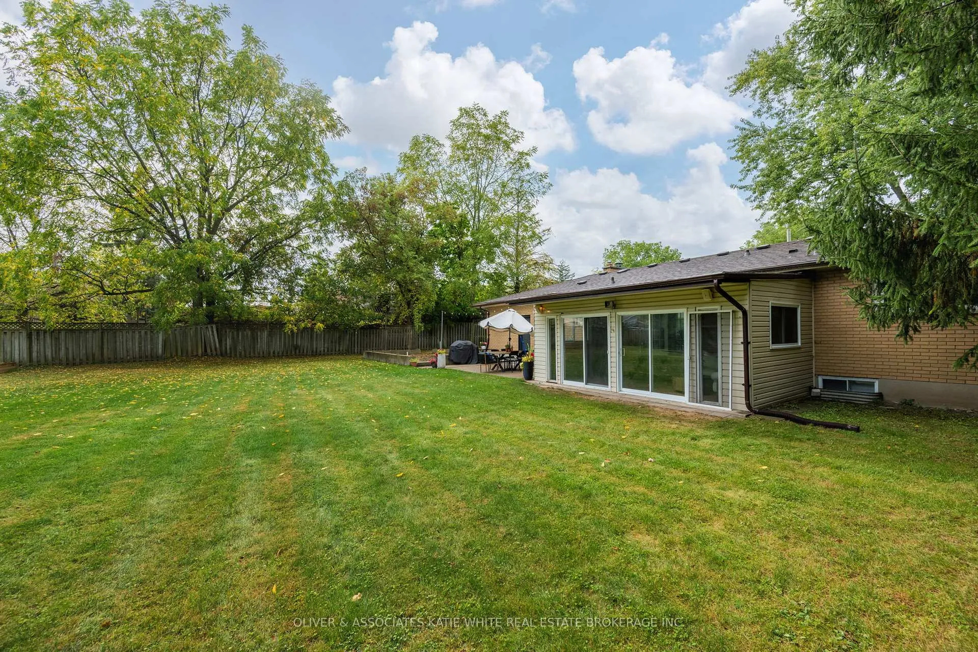 Photo 28 of 120 Erie Avenue, Middlesex Centre, Komoka — HOMEH