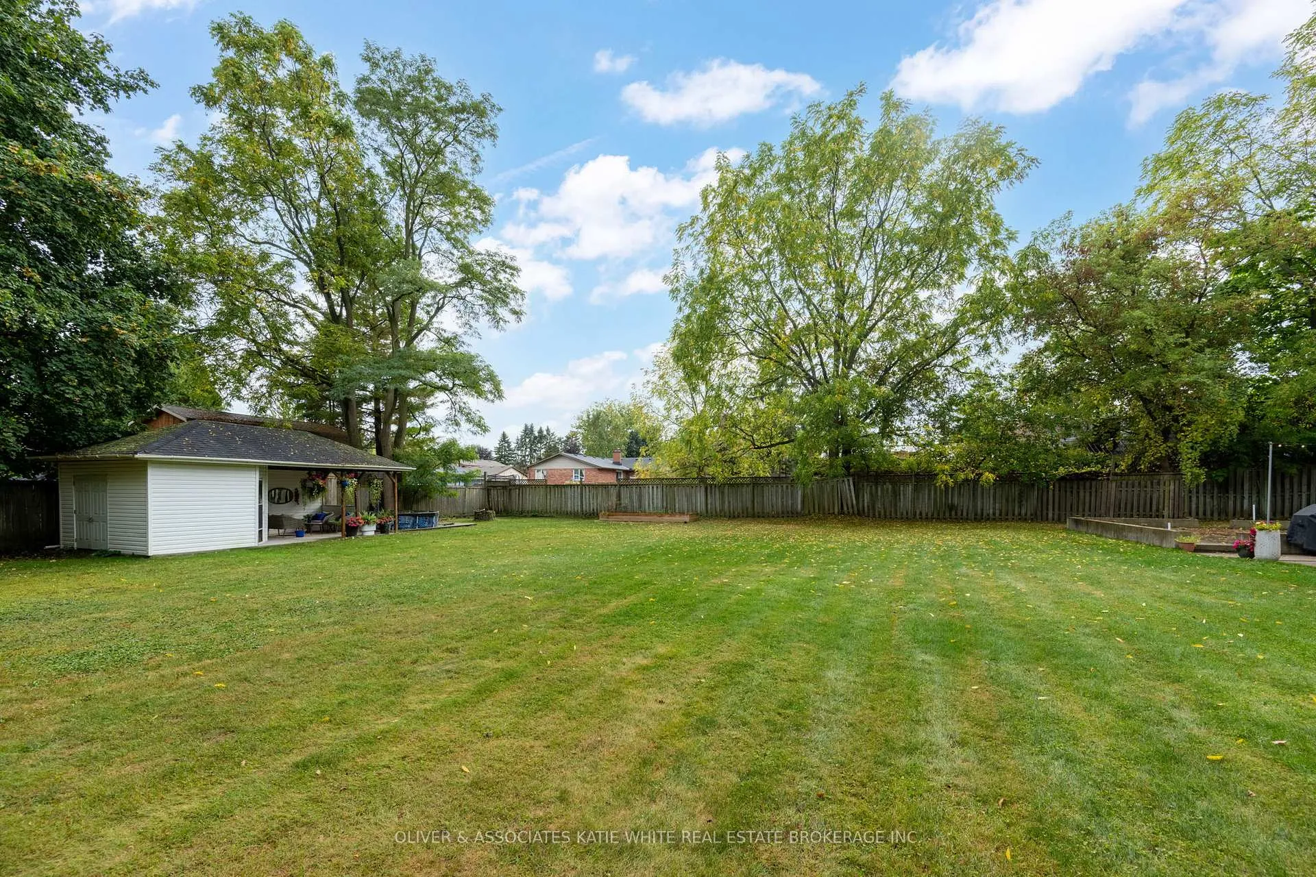 Photo 31 of 120 Erie Avenue, Middlesex Centre, Komoka — HOMEH