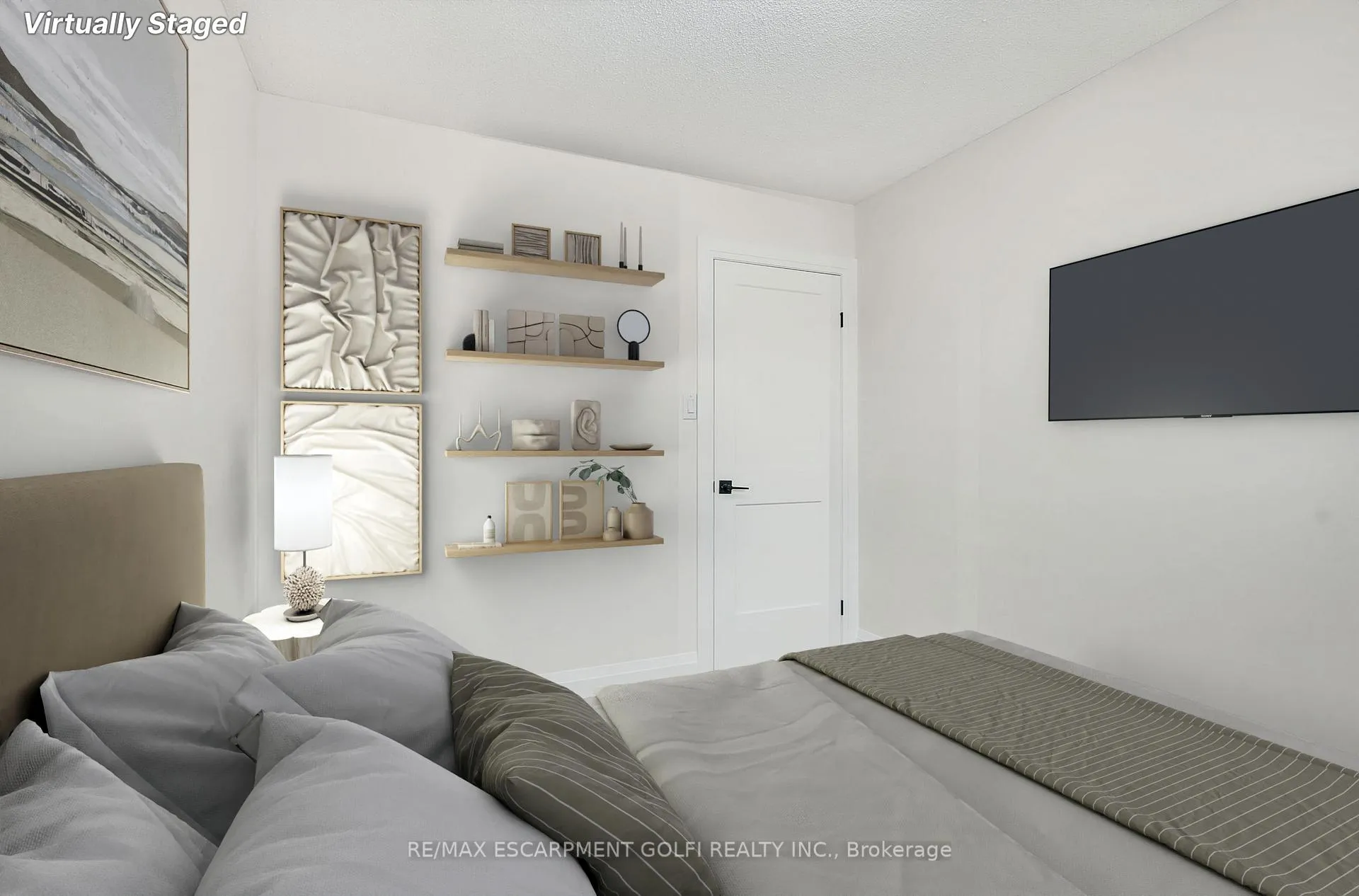 Photo 17 of 38 Pinewoods Drive, Hamilton, Stoney Creek — HOMEH