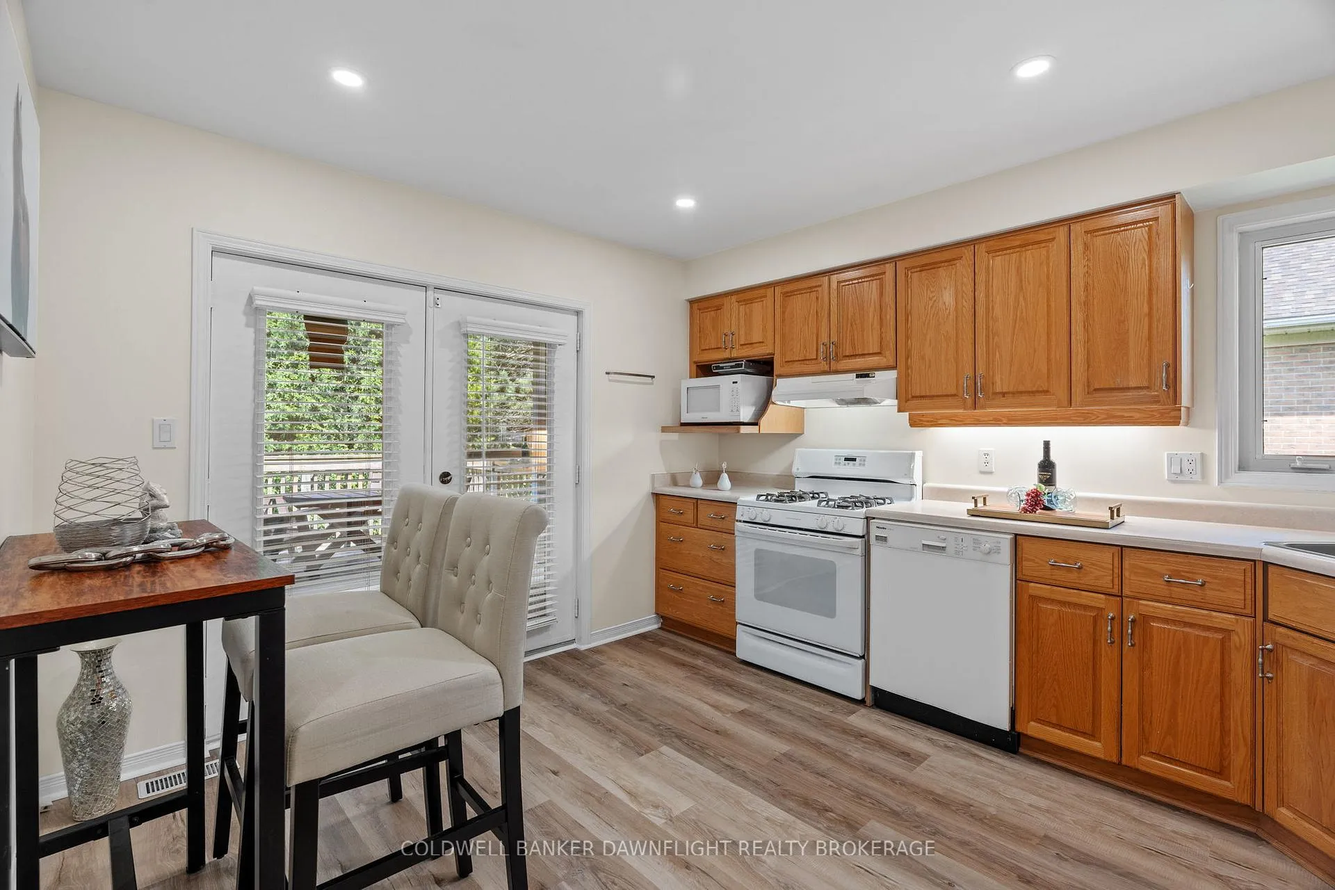 Photo 15 of 3 Vintage Way, Middlesex Centre, Ilderton — HOMEH