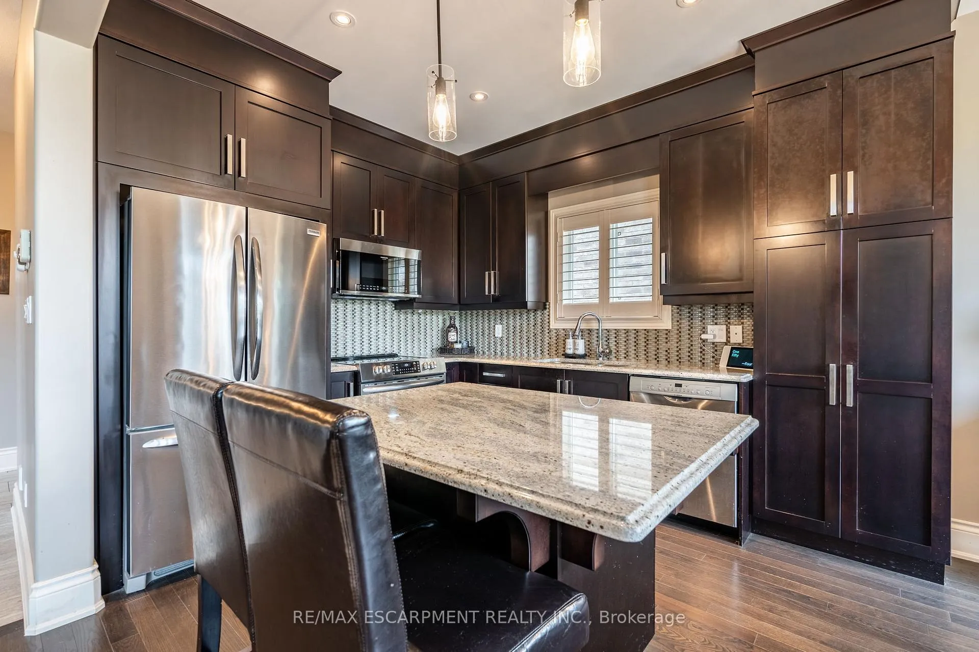 Photo 10 of 8673 Jennifer Crescent, Niagara Falls, Forestview — HOMEH