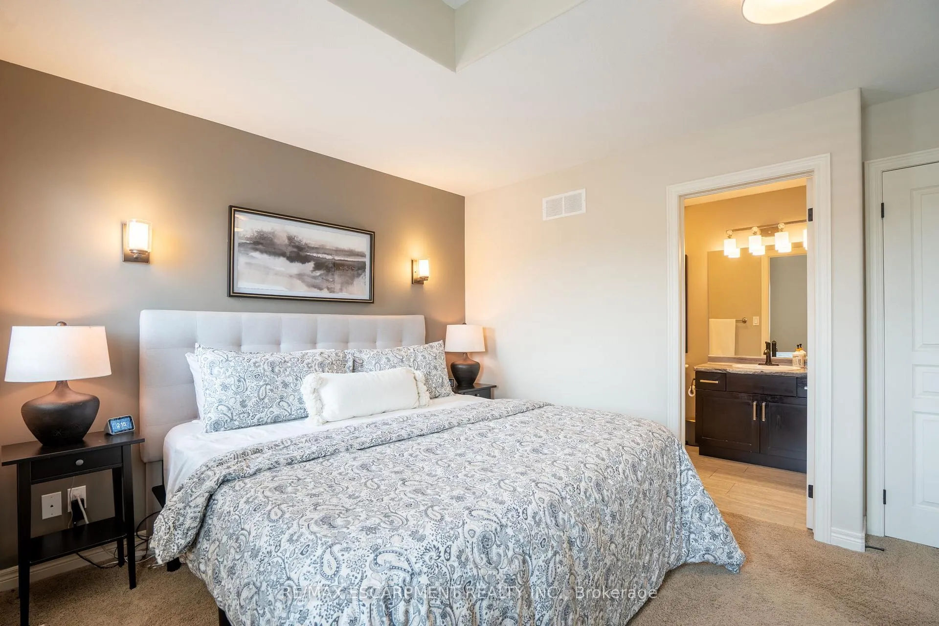 Photo 22 of 8673 Jennifer Crescent, Niagara Falls, Forestview — HOMEH