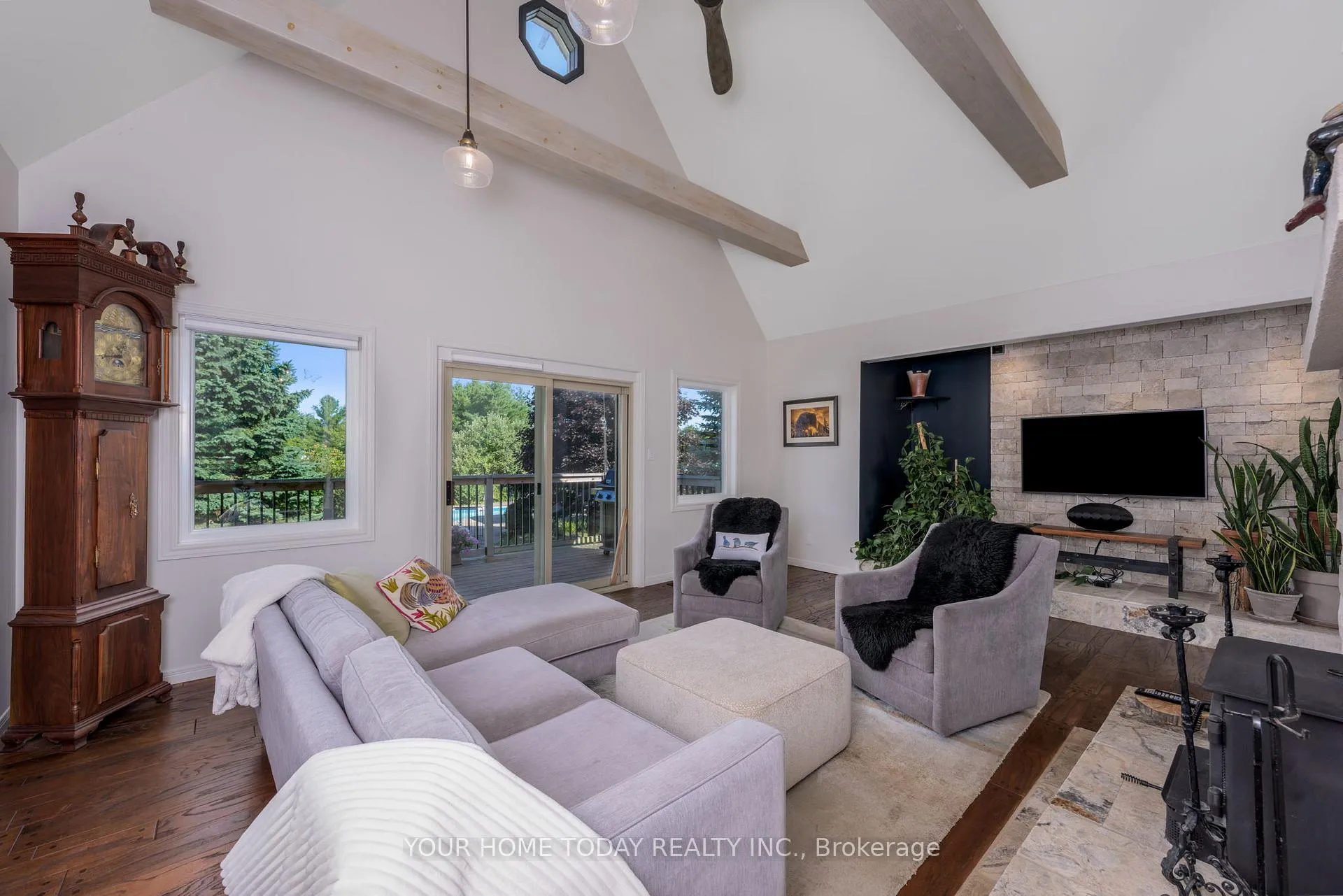 Photo 9 of 9542 Wellington Rd 42, Erin, Rural Erin — HOMEH
