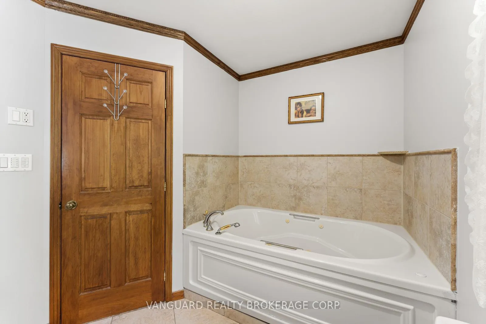 Photo 33 of 108 Queen Street S, New Tecumseth, Tottenham — HOMEH