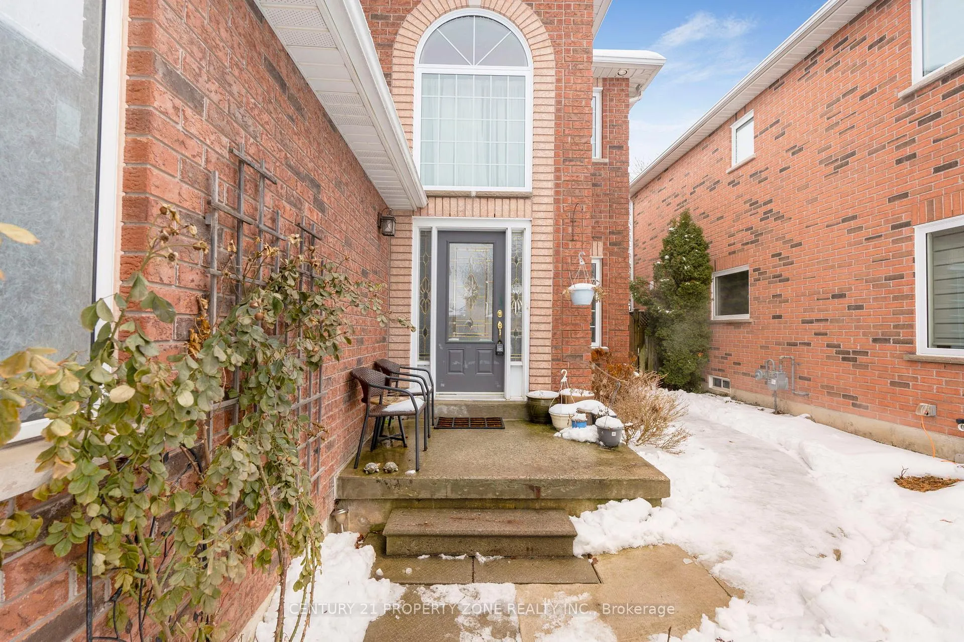 Photo 6 of 33 Early Street, Halton Hills, Georgetown — HOMEH