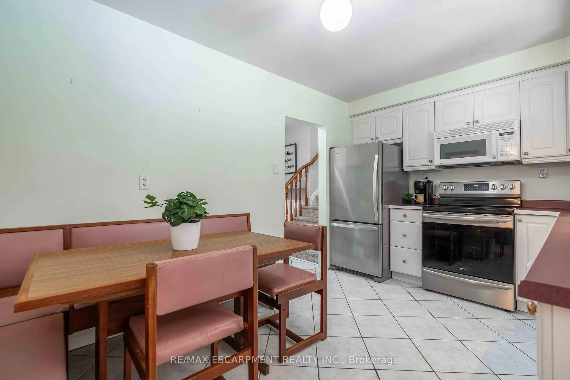 Photo 11 of 179 Buckingham Drive, Hamilton, Westcliffe — HOMEH
